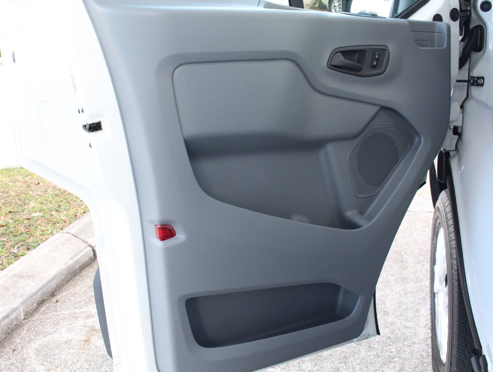 Florida Fine Cars - Used FORD TRANSIT WAGON 2017 WEST PALM Xlt 15 Passenger