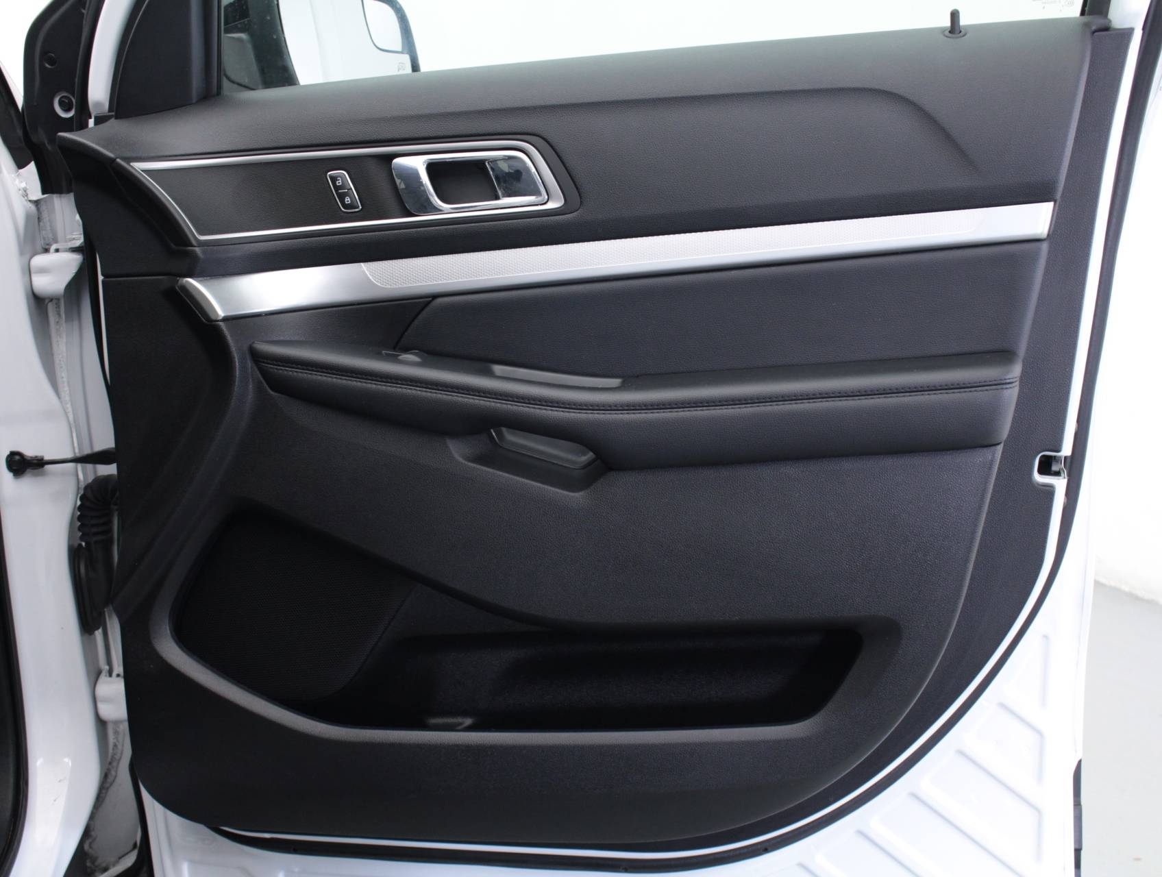 Florida Fine Cars - Used FORD EXPLORER 2017 MIAMI XLT 4X4