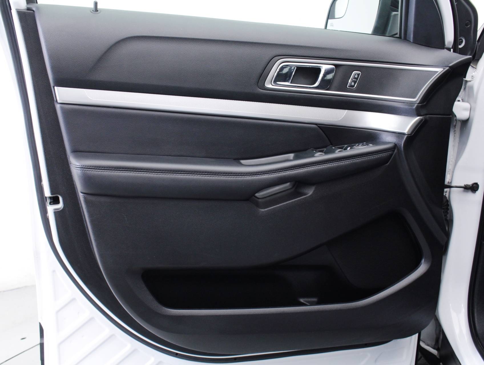 Florida Fine Cars - Used FORD EXPLORER 2017 MIAMI XLT 4X4