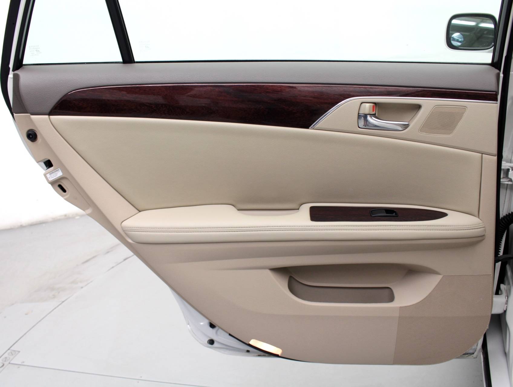 Florida Fine Cars - Used TOYOTA AVALON 2009 MIAMI Xls