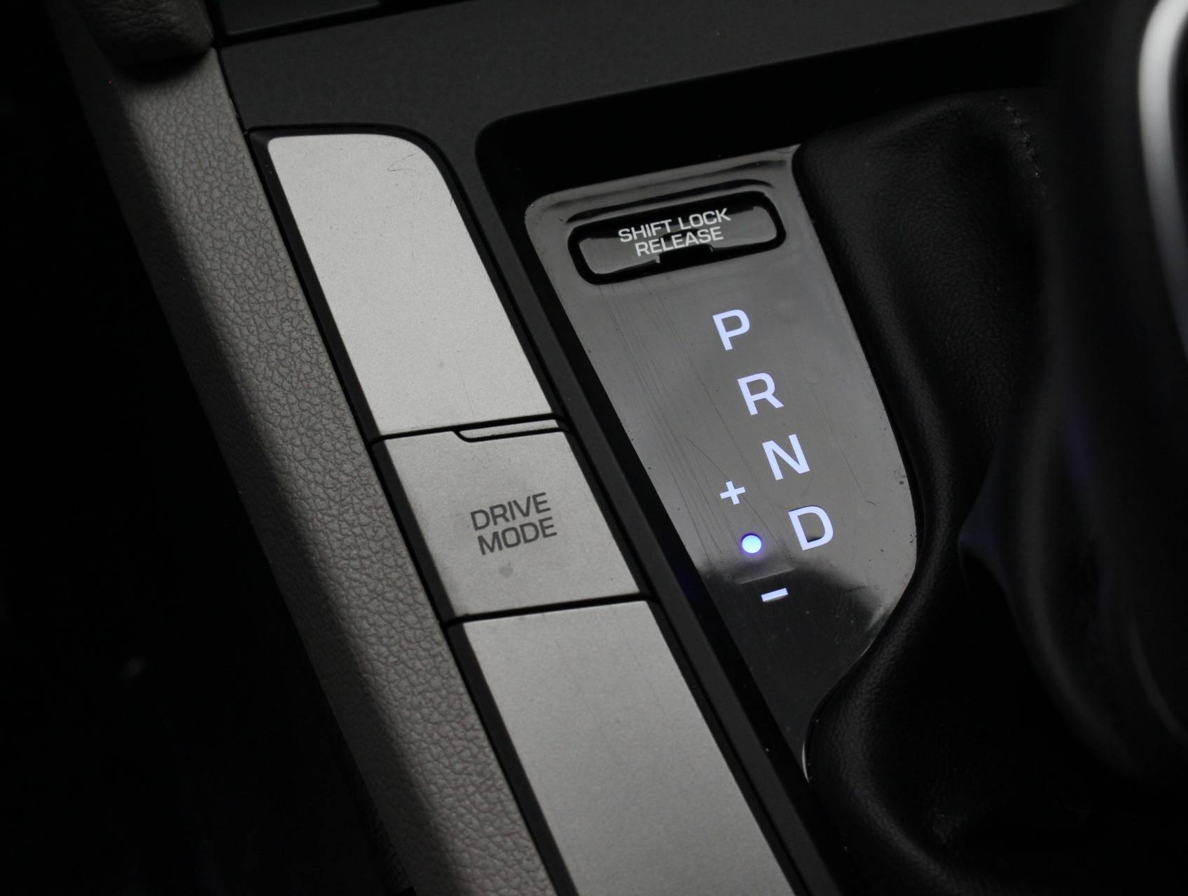 Florida Fine Cars - Used HYUNDAI ELANTRA 2017 HOLLYWOOD Se