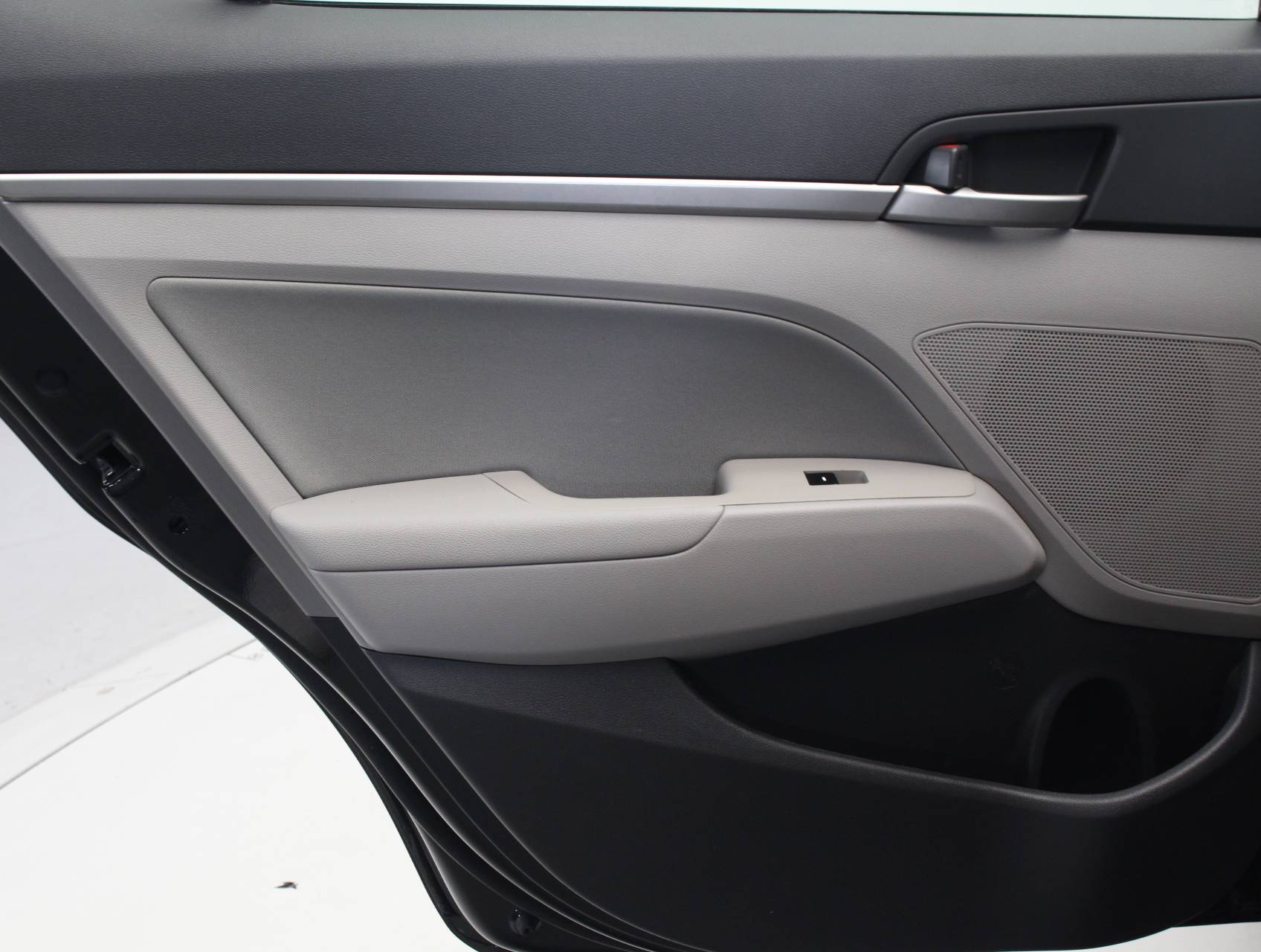 Florida Fine Cars - Used HYUNDAI ELANTRA 2017 HOLLYWOOD Se