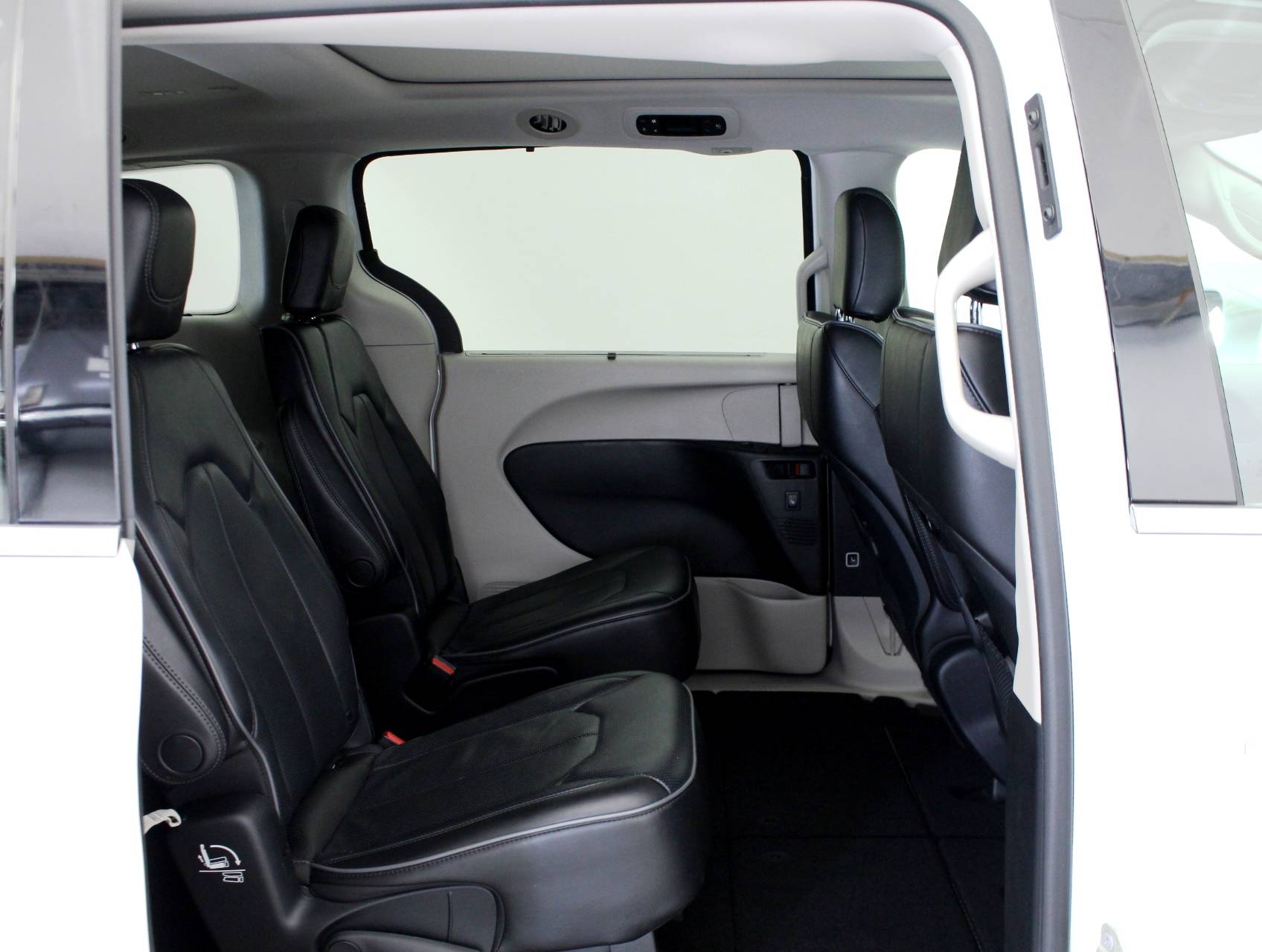 Florida Fine Cars - Used CHRYSLER PACIFICA 2018 MIAMI LIMITED PLATINUM