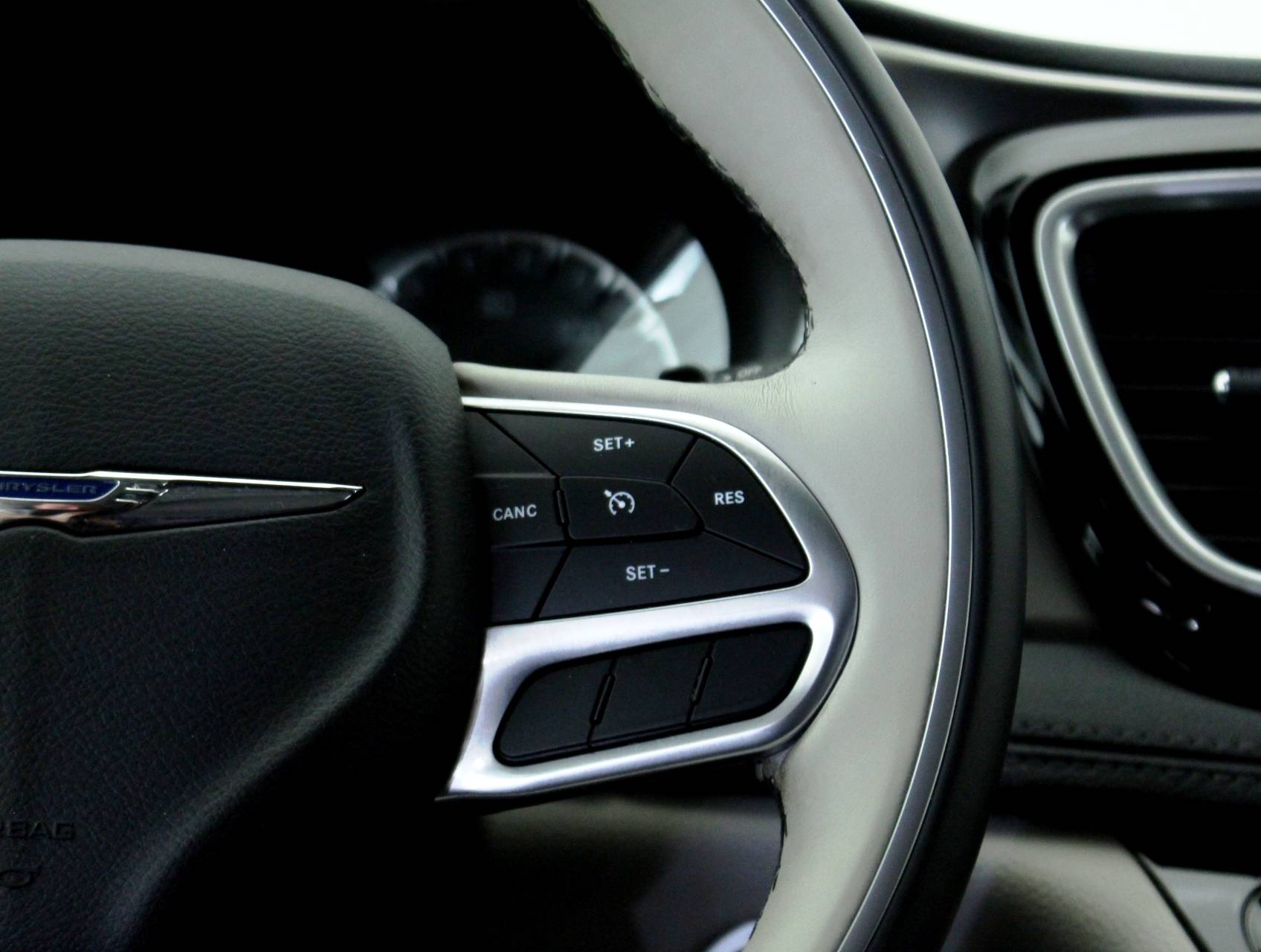 Florida Fine Cars - Used CHRYSLER PACIFICA 2018 MIAMI LIMITED PLATINUM