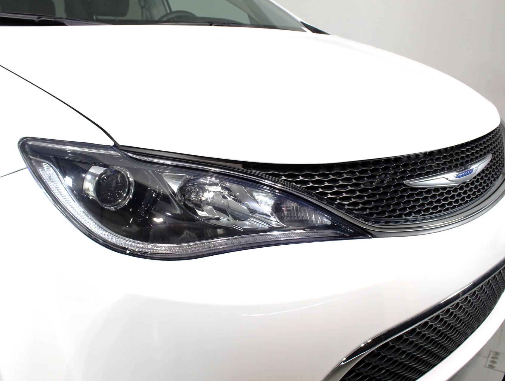 Florida Fine Cars - Used CHRYSLER PACIFICA 2018 MIAMI LIMITED PLATINUM