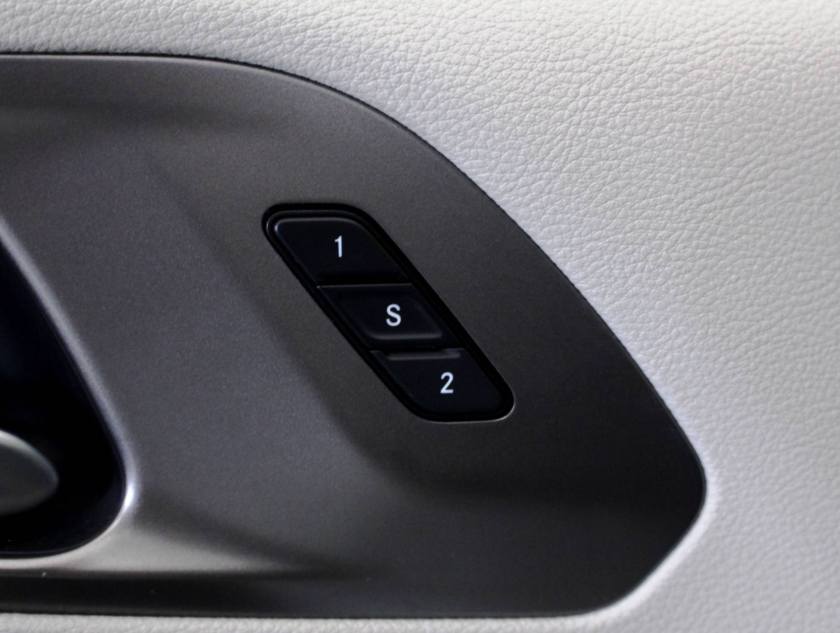 Florida Fine Cars - Used CHRYSLER PACIFICA 2018 MIAMI LIMITED PLATINUM