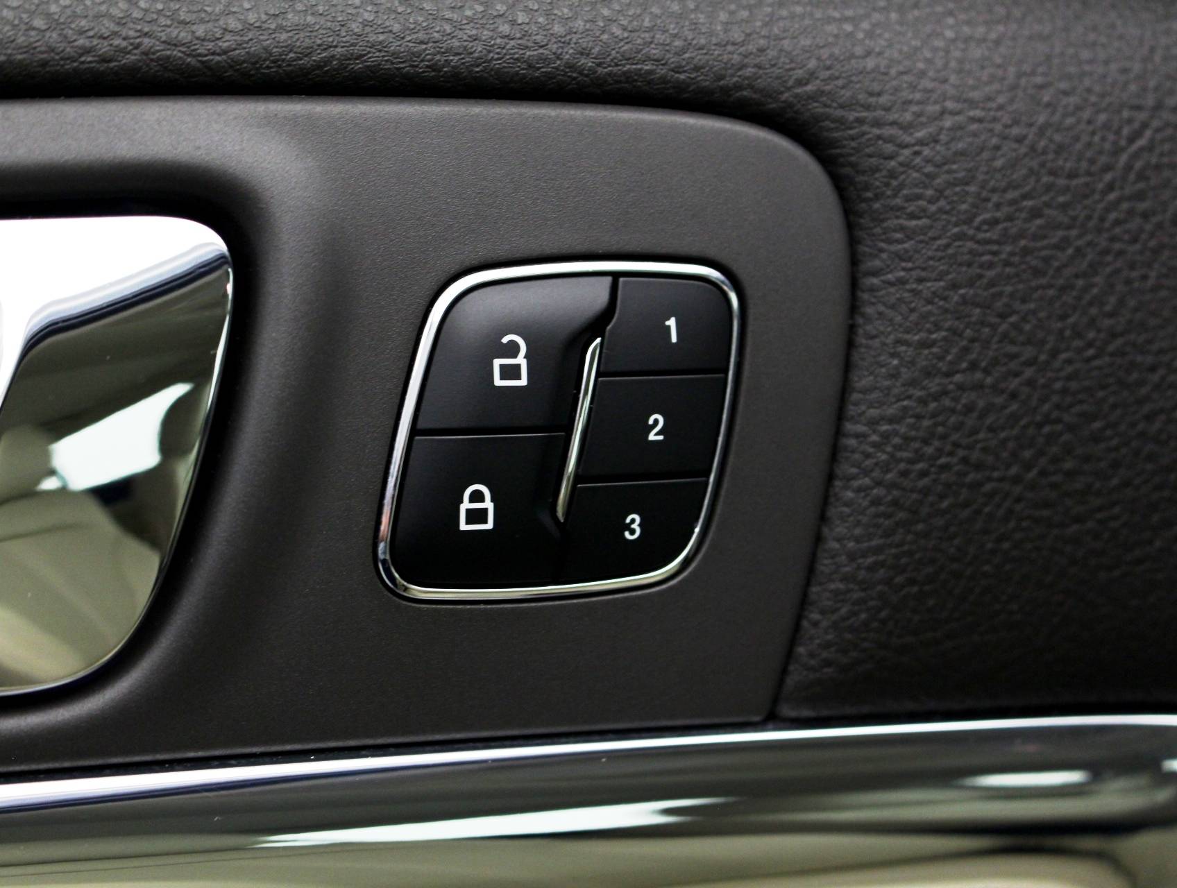 Florida Fine Cars - Used LINCOLN MKS 2013 MARGATE 