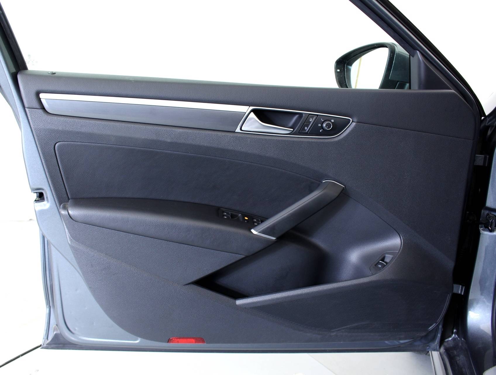 Florida Fine Cars - Used VOLKSWAGEN PASSAT 2017 WEST PALM 1.8T R-LINE