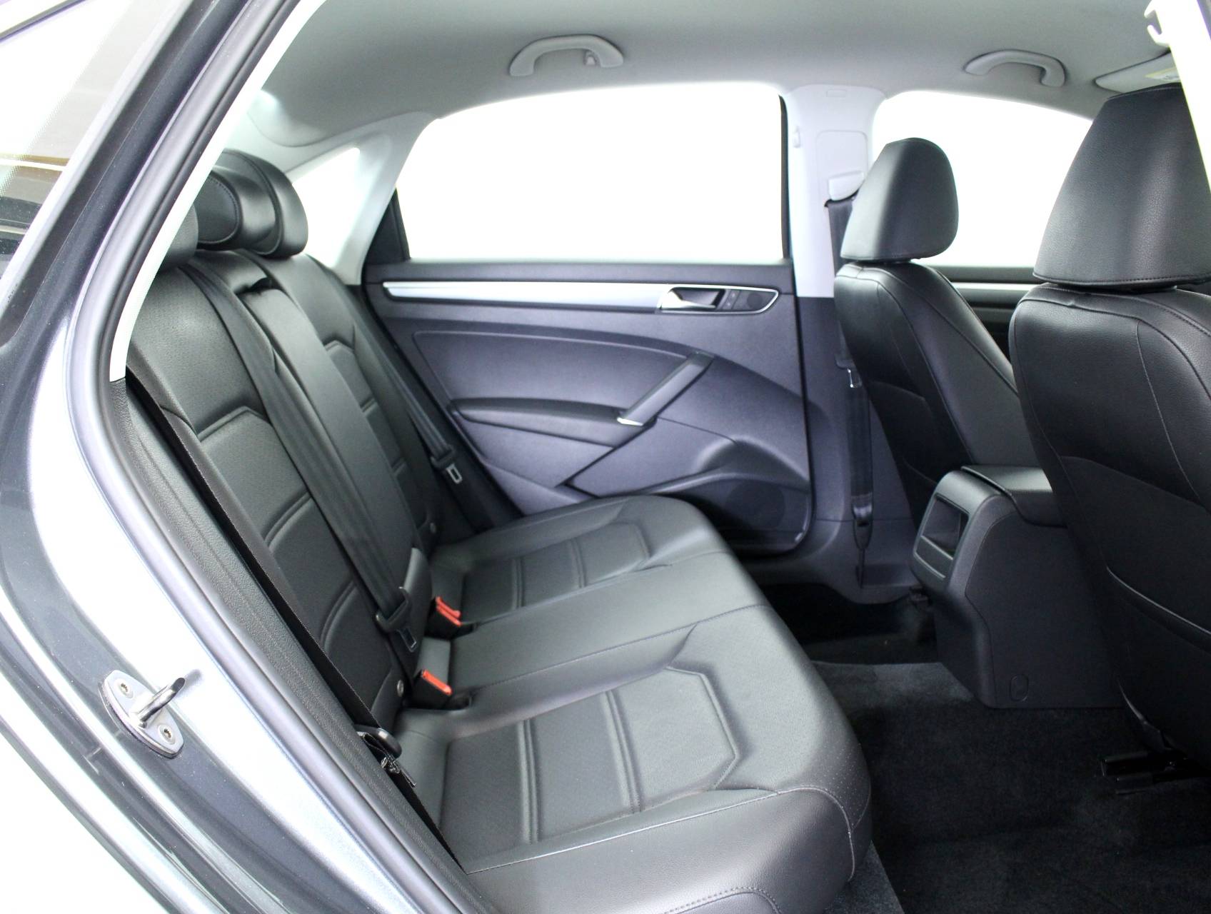 Florida Fine Cars - Used VOLKSWAGEN PASSAT 2017 WEST PALM 1.8T R-LINE