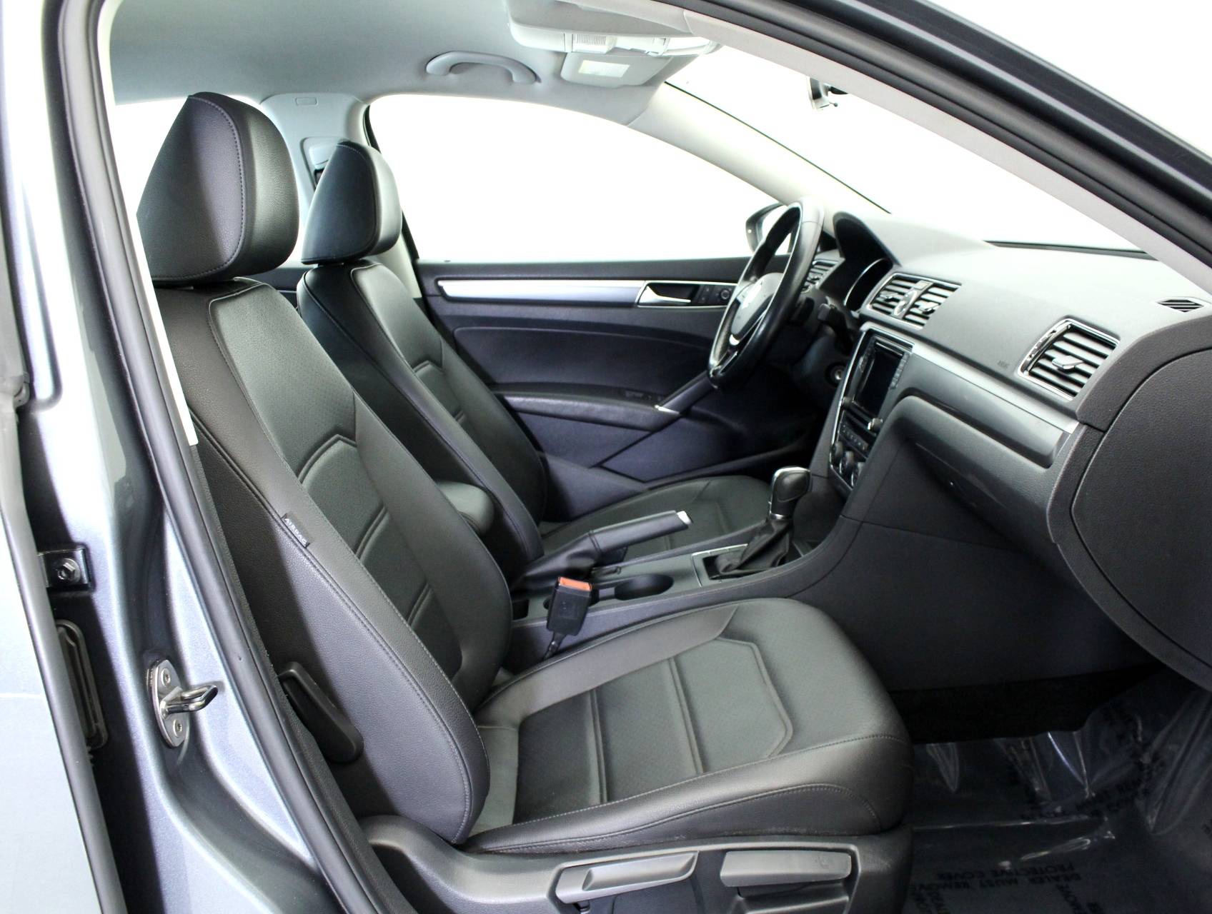 Florida Fine Cars - Used VOLKSWAGEN PASSAT 2017 MIAMI 1.8T R-LINE