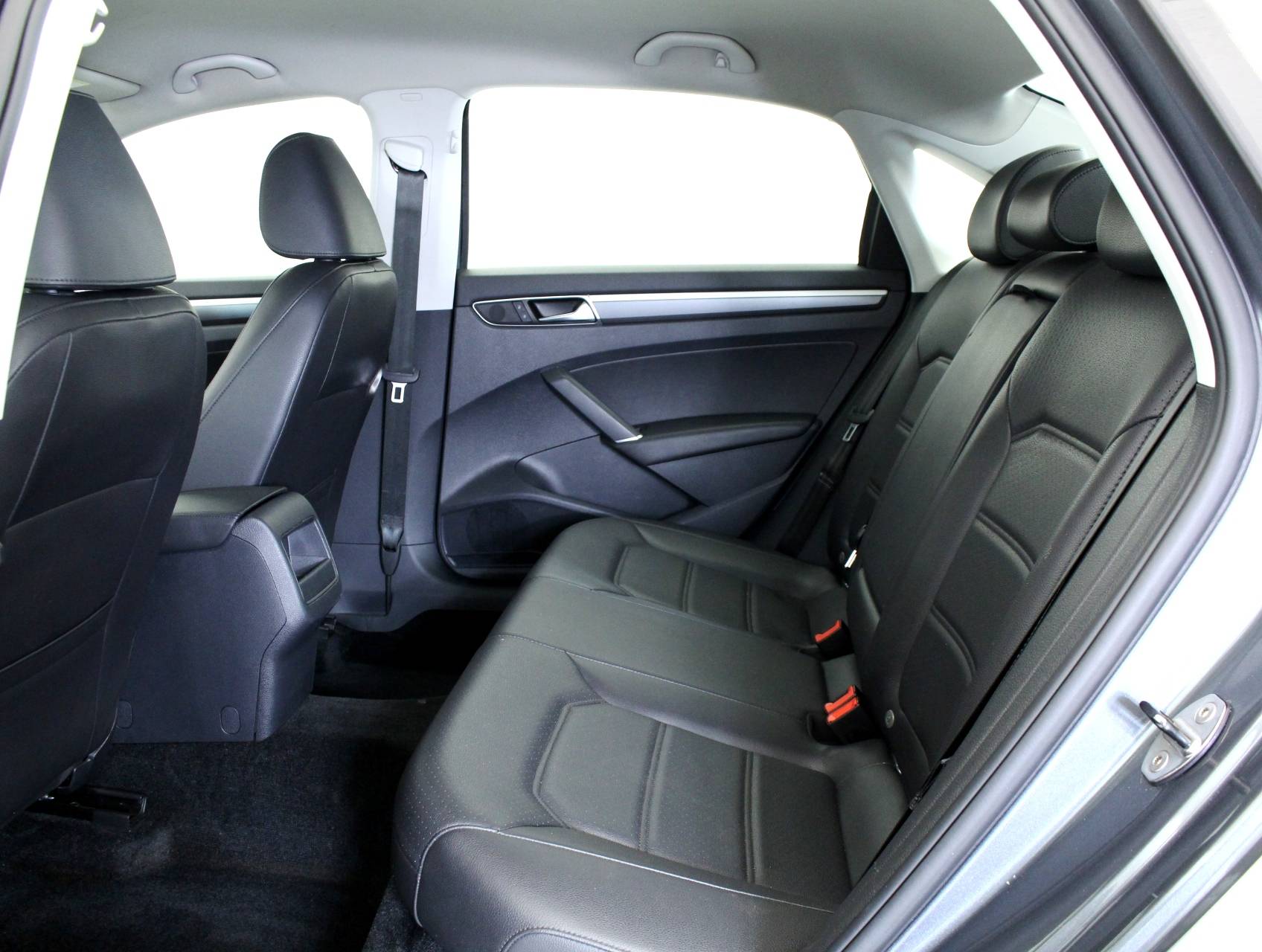 Florida Fine Cars - Used VOLKSWAGEN PASSAT 2017 MIAMI 1.8T R-LINE