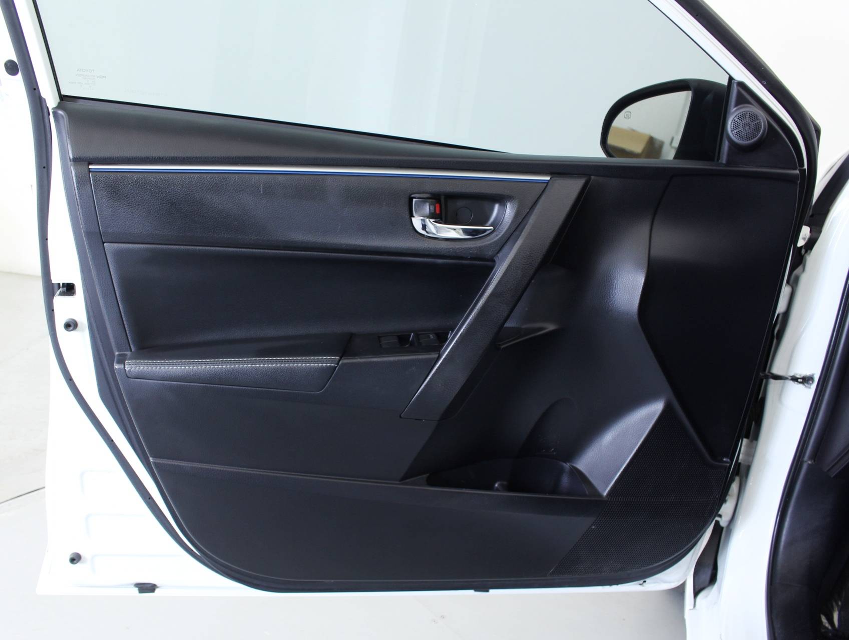 Florida Fine Cars - Used TOYOTA COROLLA 2016 MIAMI S