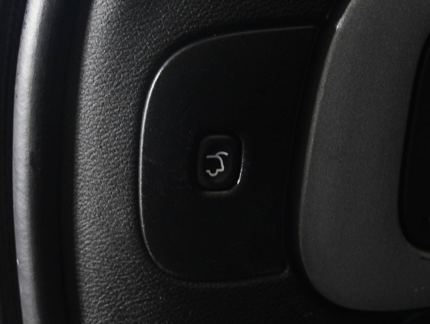 Florida Fine Cars - Used JEEP CHEROKEE 2015 WEST PALM LATITUDE