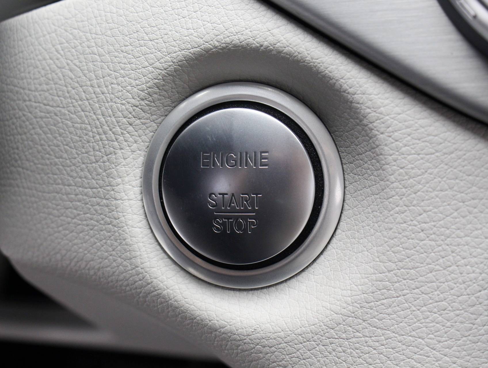 Florida Fine Cars - Used MERCEDES-BENZ GLA CLASS 2015 HOLLYWOOD GLA250