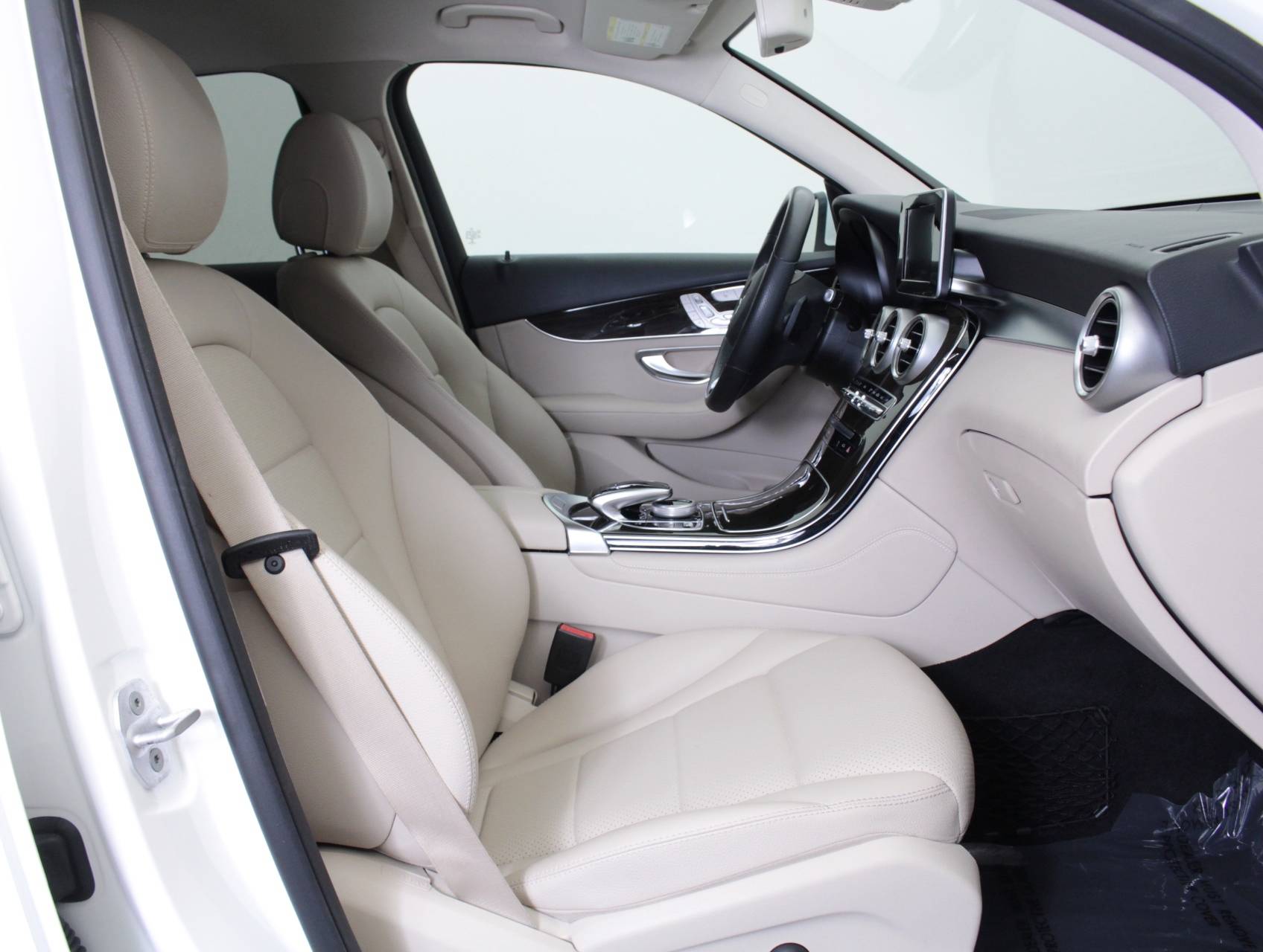 Florida Fine Cars - Used MERCEDES-BENZ GLC CLASS 2016 MIAMI GLC300