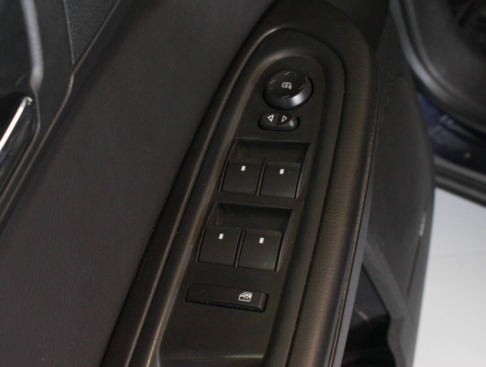 Florida Fine Cars - Used CHEVROLET TRAVERSE 2015 MARGATE 2LT