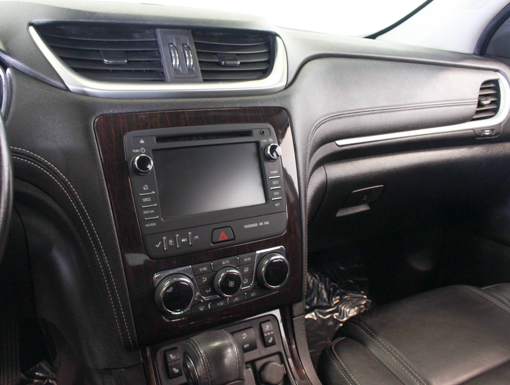 Florida Fine Cars - Used CHEVROLET TRAVERSE 2015 MARGATE 2LT