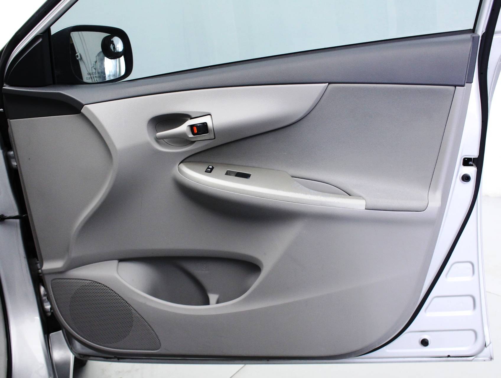 Florida Fine Cars - Used TOYOTA COROLLA 2010 MIAMI Le