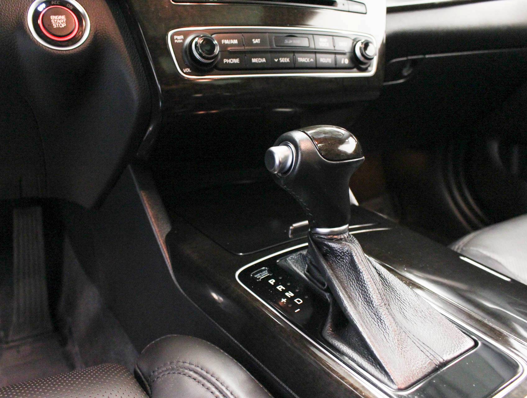 Florida Fine Cars - Used KIA CADENZA 2015 MARGATE Premium