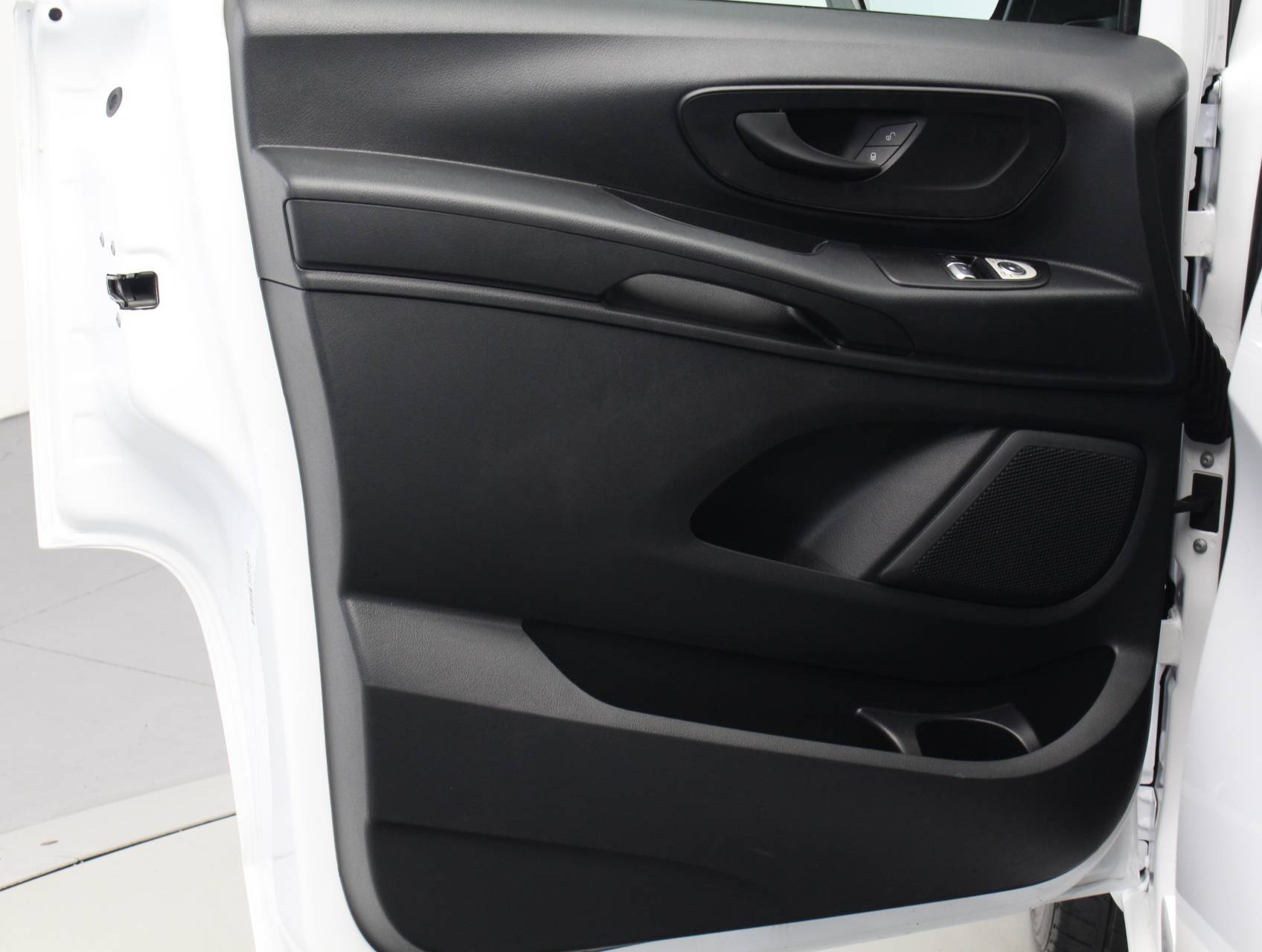 Florida Fine Cars - Used MERCEDES-BENZ METRIS 2016 WEST PALM Passenger Van