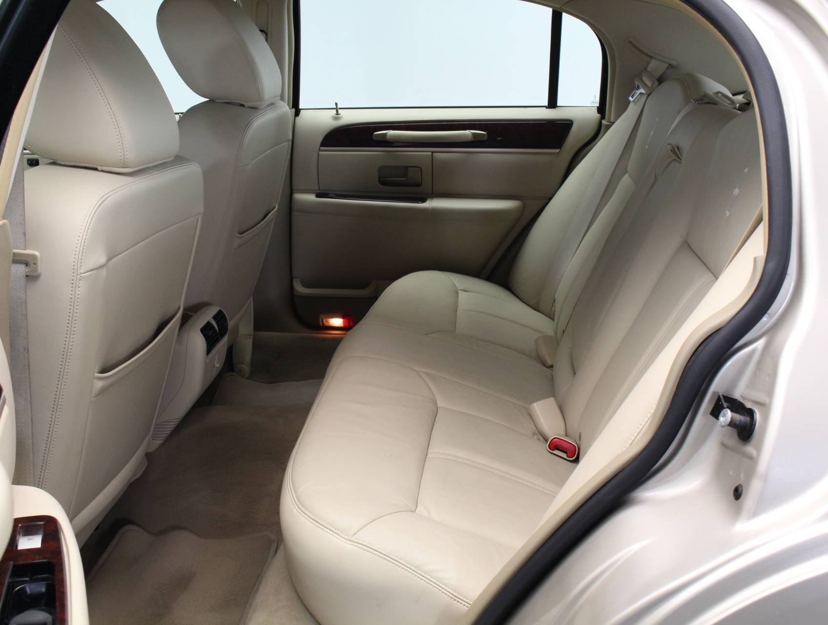 Florida Fine Cars - Used LINCOLN TOWN CAR 2011 WEST PALM SIGNATURE LIMITED