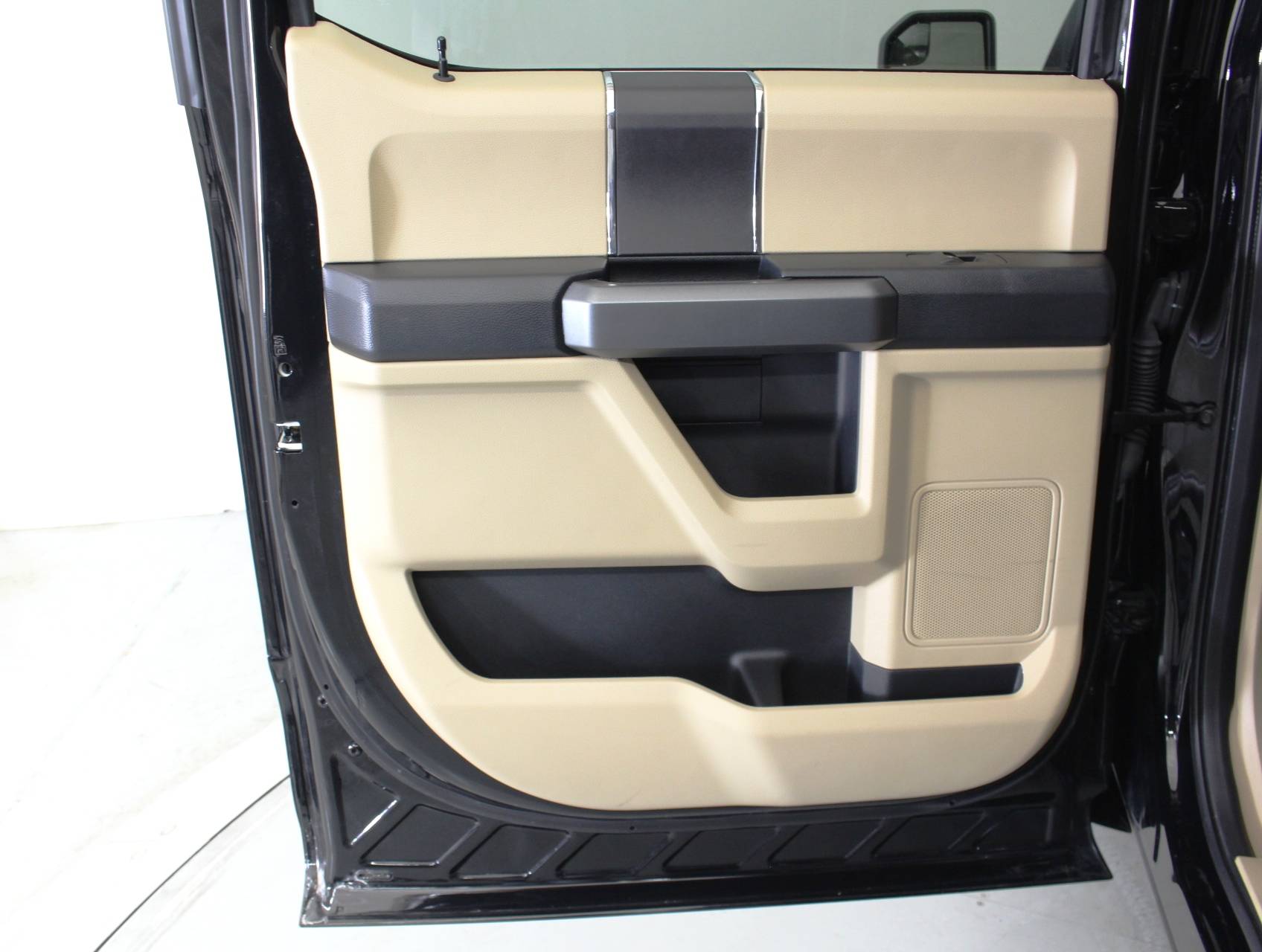 Florida Fine Cars - Used FORD F 150 2018 MIAMI Xlt Supercrew