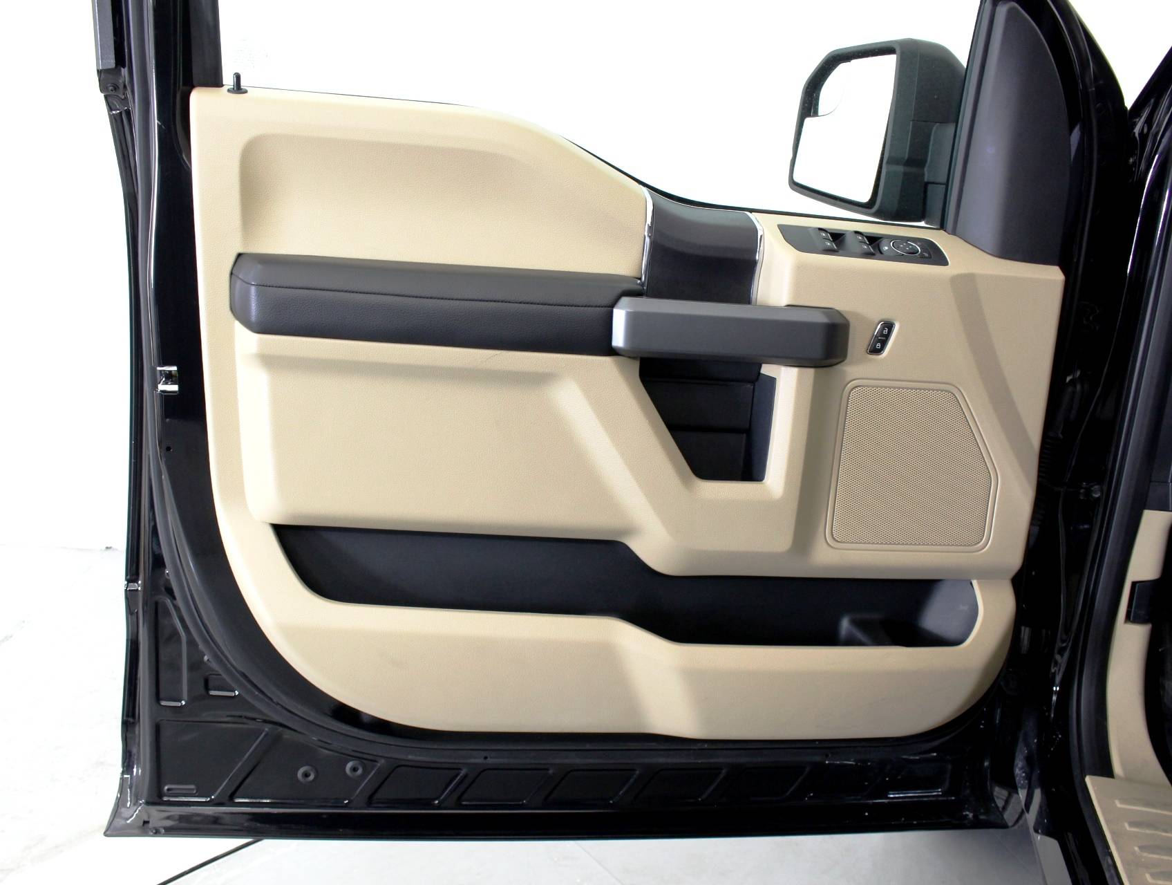 Florida Fine Cars - Used FORD F 150 2018 MIAMI Xlt Supercrew