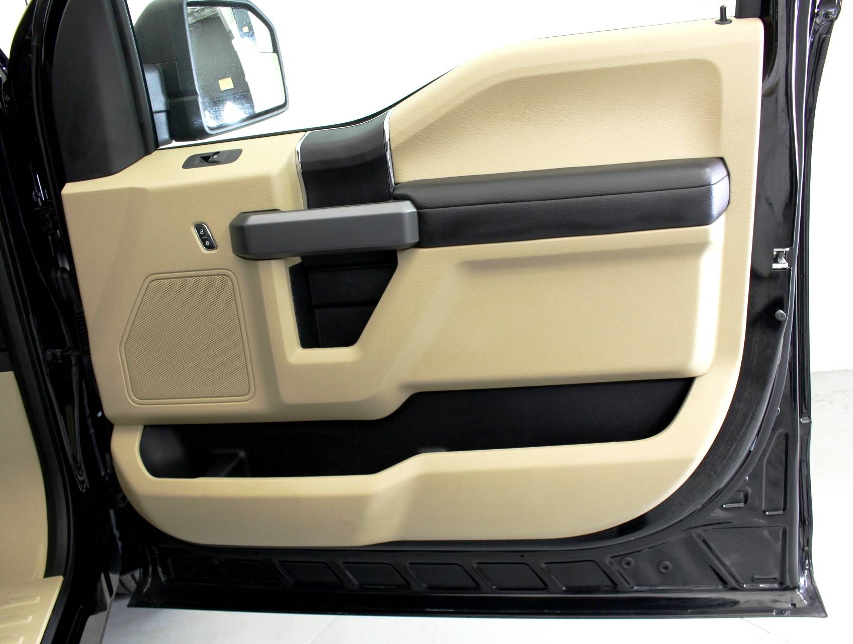 Florida Fine Cars - Used FORD F 150 2018 MIAMI Xlt Supercrew