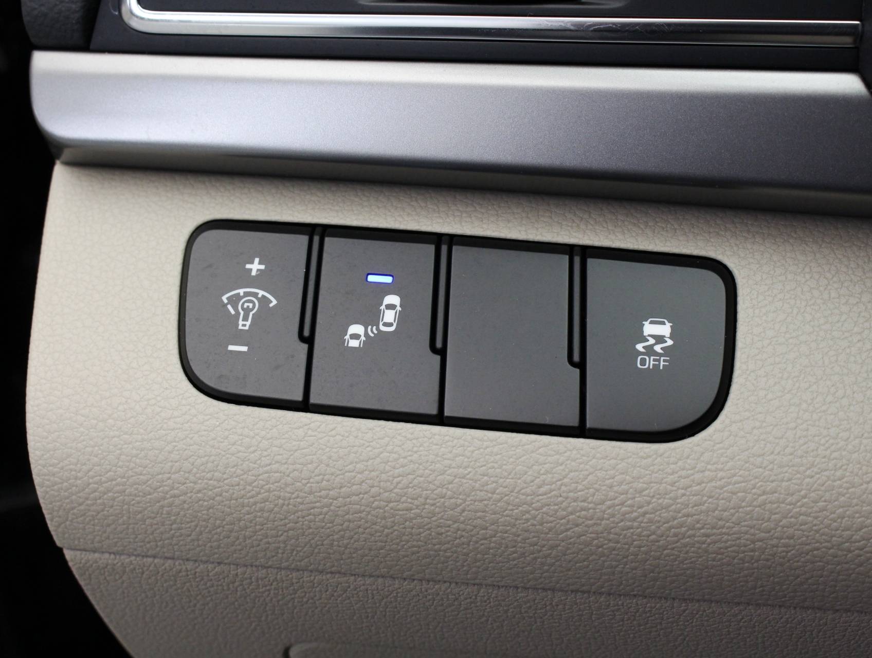 Florida Fine Cars - Used HYUNDAI ELANTRA 2017 WEST PALM LIMITED TECH PKG