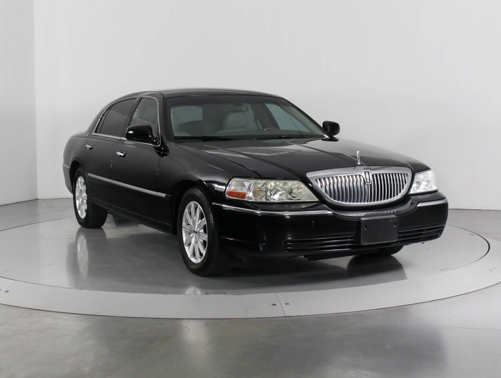 Florida Fine Cars - Used LINCOLN TOWN CAR 2010 MIAMI SIGNATURE LIMITED