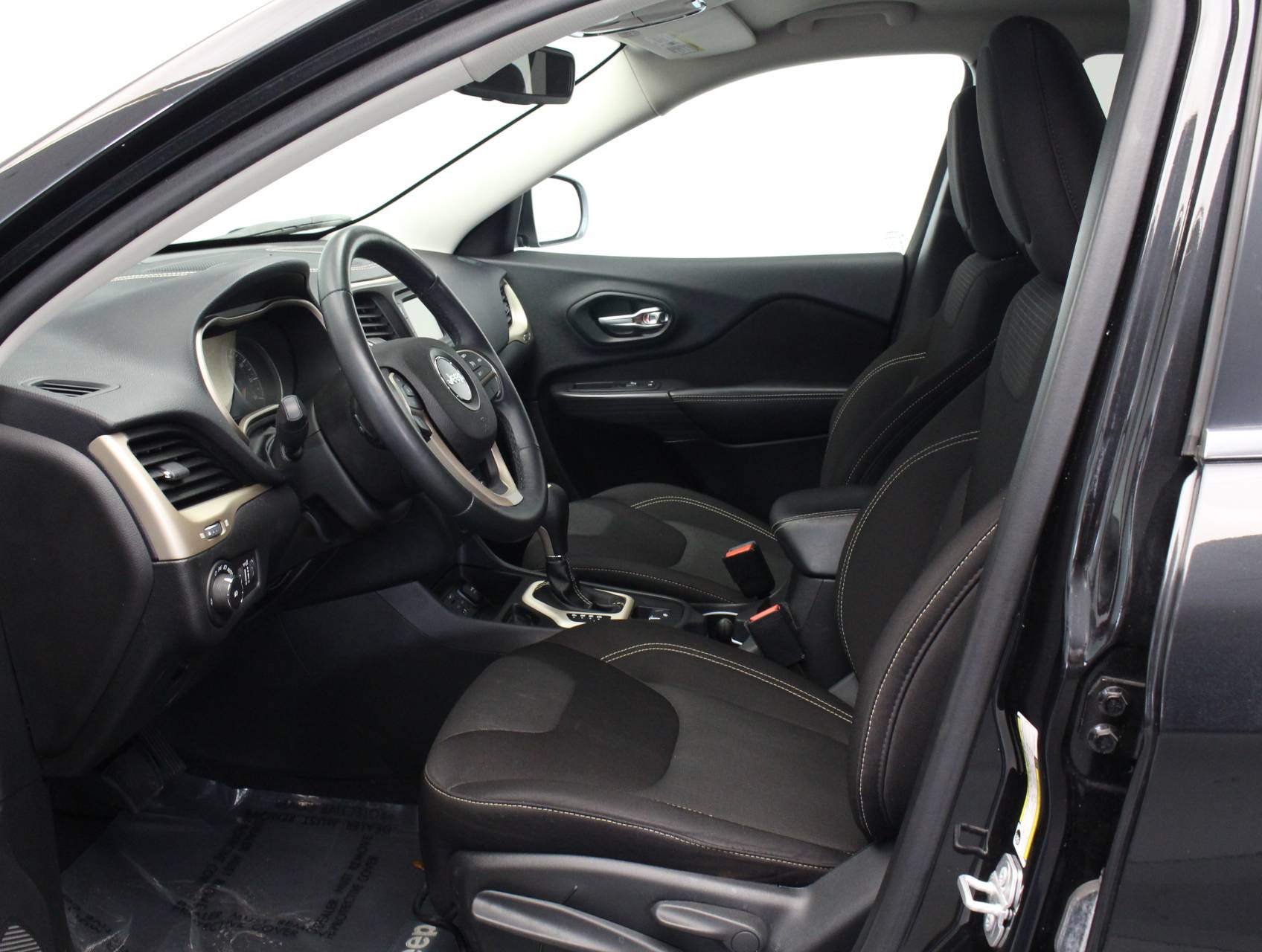 Florida Fine Cars - Used JEEP CHEROKEE 2015 WEST PALM LATITUDE