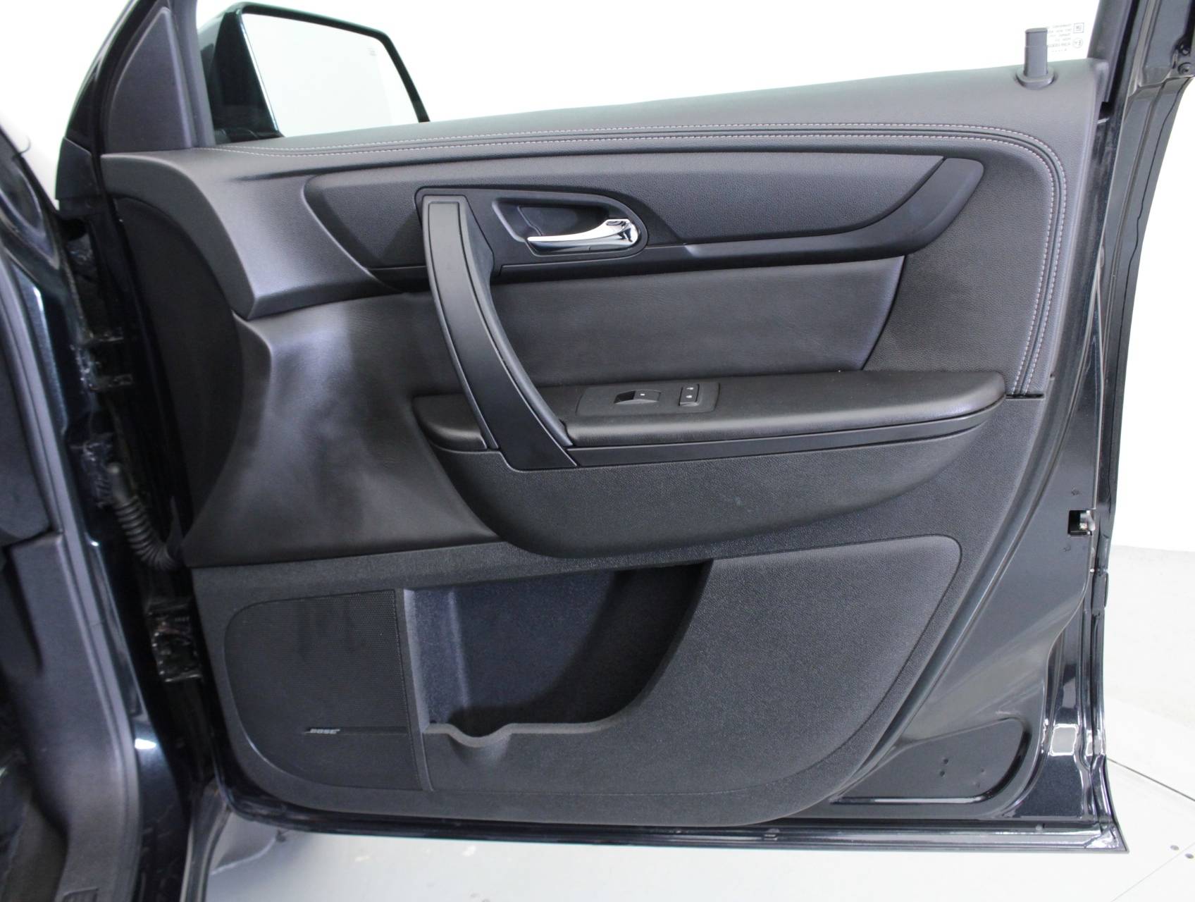 Florida Fine Cars - Used CHEVROLET TRAVERSE 2015 MARGATE 2LT