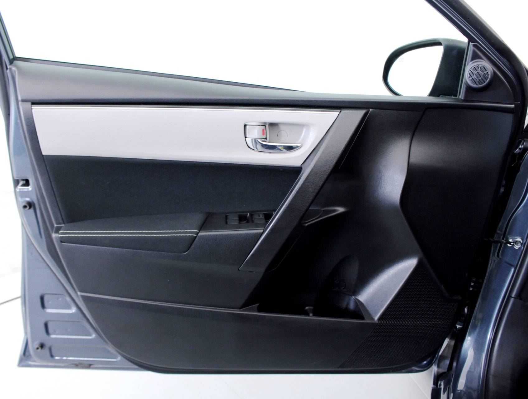 Florida Fine Cars - Used TOYOTA COROLLA 2018 HOLLYWOOD Le