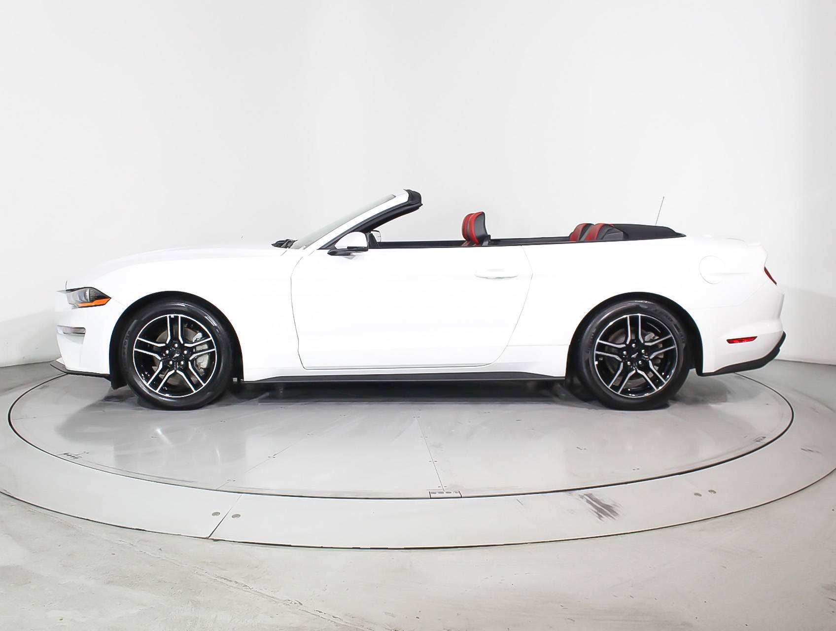 Florida Fine Cars - Used FORD MUSTANG 2018 HOLLYWOOD Ecoboost Premium