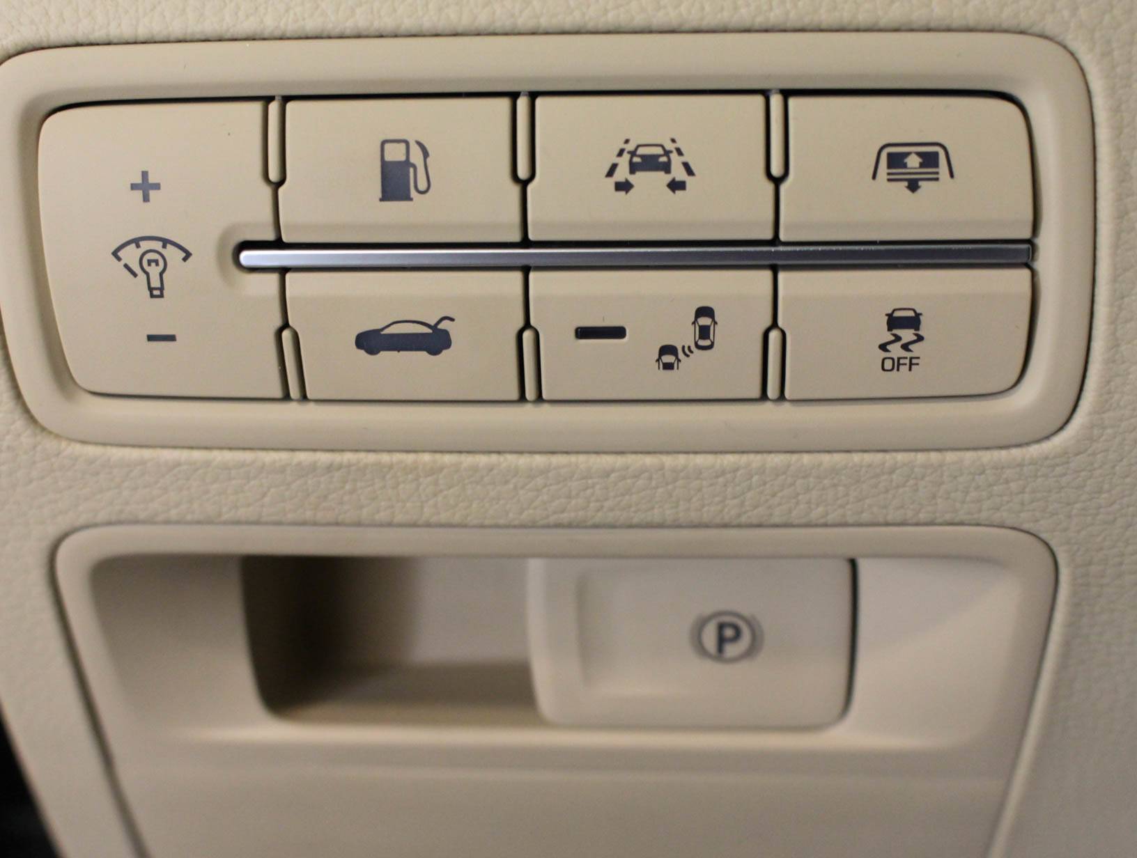 Florida Fine Cars - Used HYUNDAI GENESIS 2015 MARGATE Technology Package