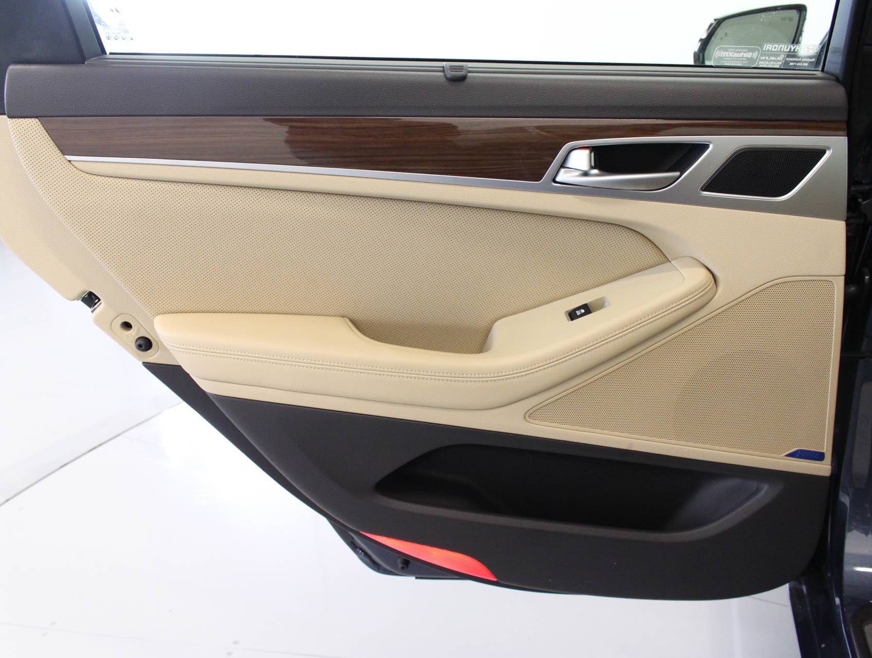 Florida Fine Cars - Used HYUNDAI GENESIS 2015 MARGATE Technology Package