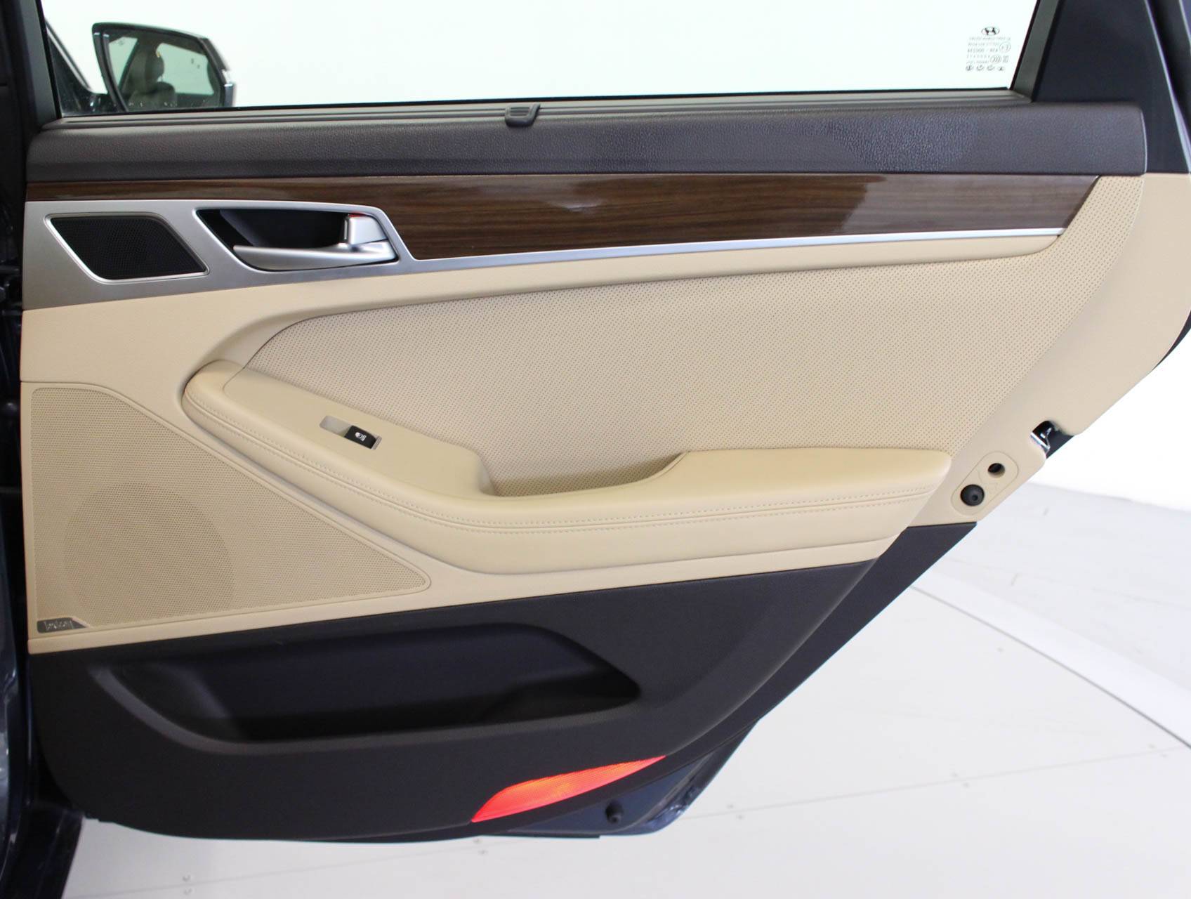 Florida Fine Cars - Used HYUNDAI GENESIS 2015 MARGATE Technology Package