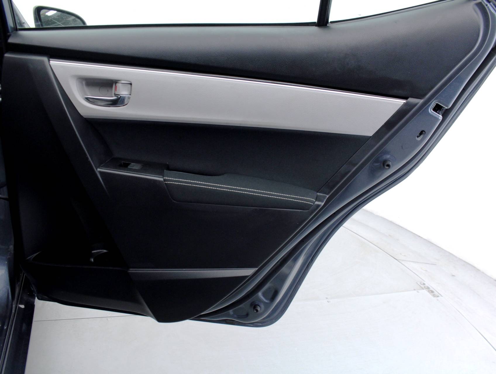 Florida Fine Cars - Used TOYOTA COROLLA 2017 HOLLYWOOD Le