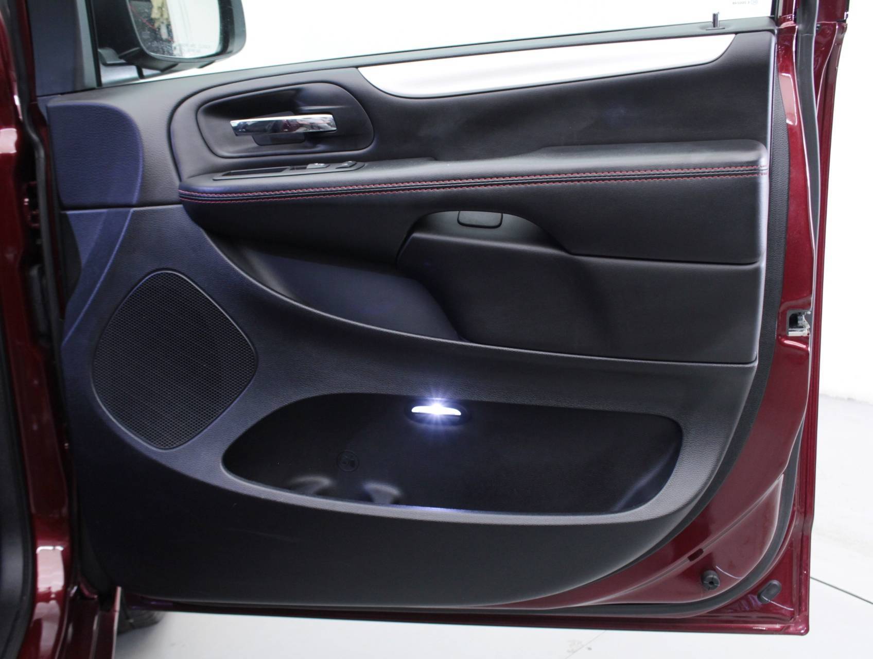 Florida Fine Cars - Used DODGE GRAND CARAVAN 2018 MIAMI Gt