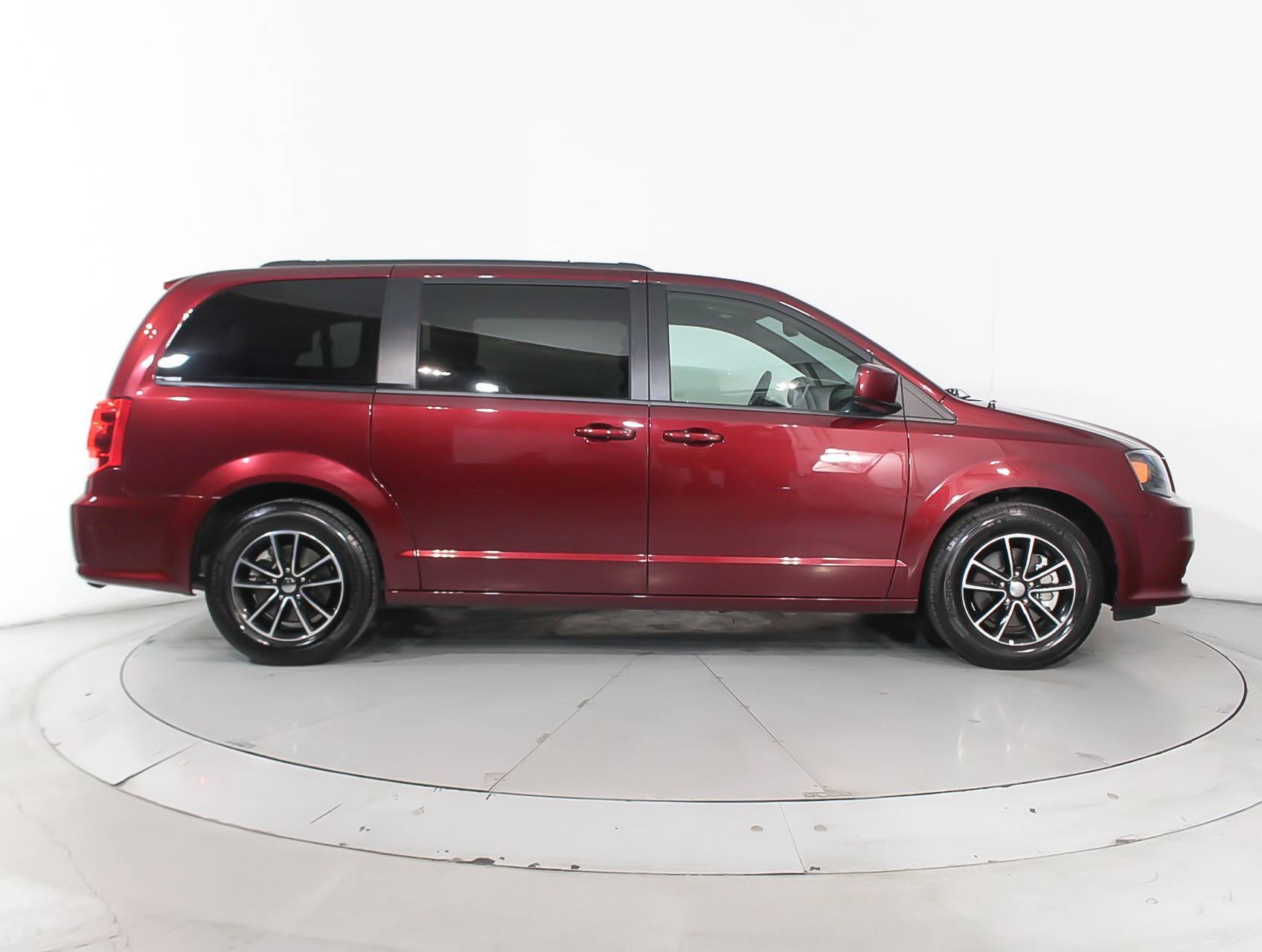 Florida Fine Cars - Used DODGE GRAND CARAVAN 2018 MIAMI Gt