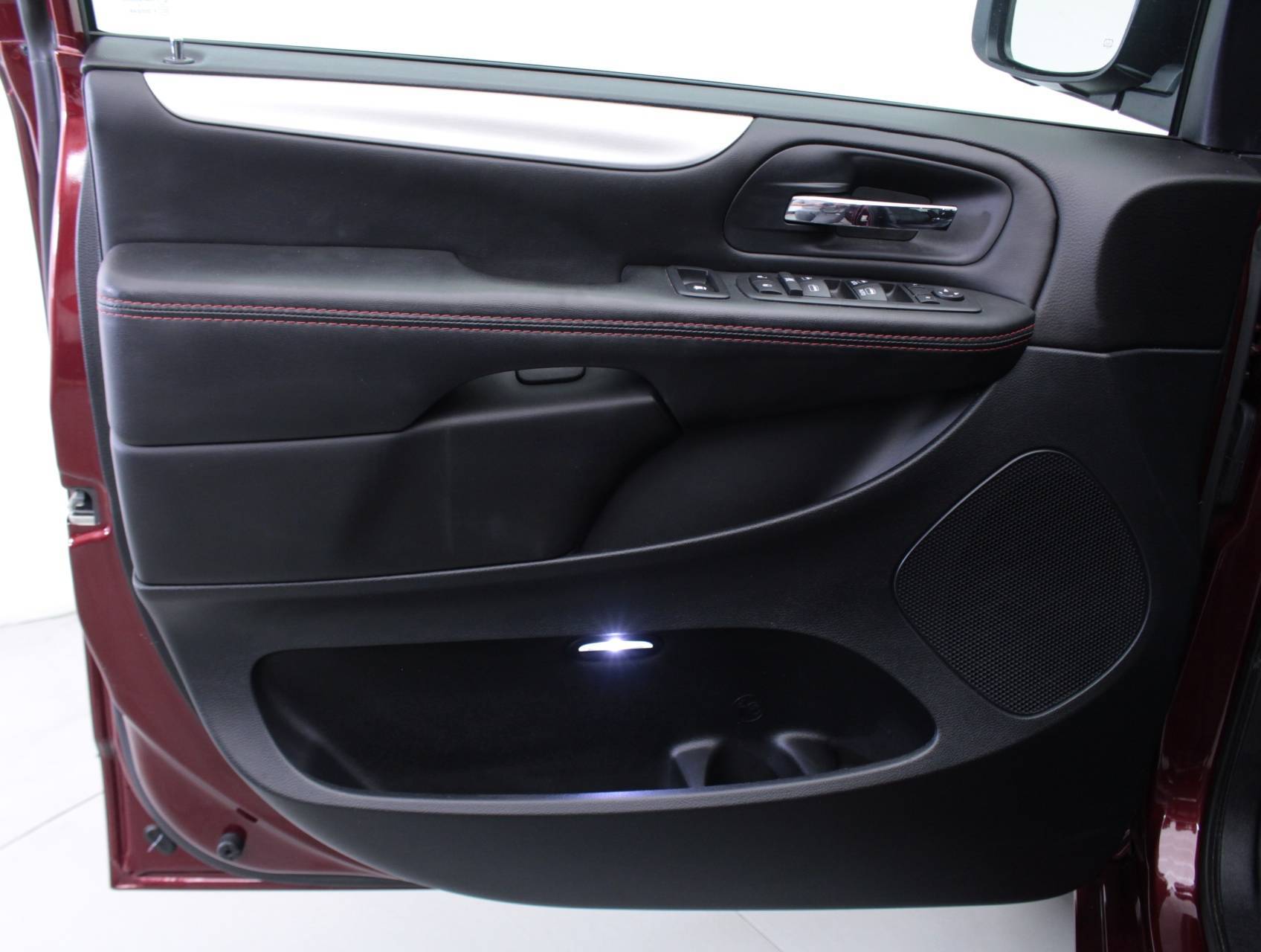 Florida Fine Cars - Used DODGE GRAND CARAVAN 2018 MIAMI Gt