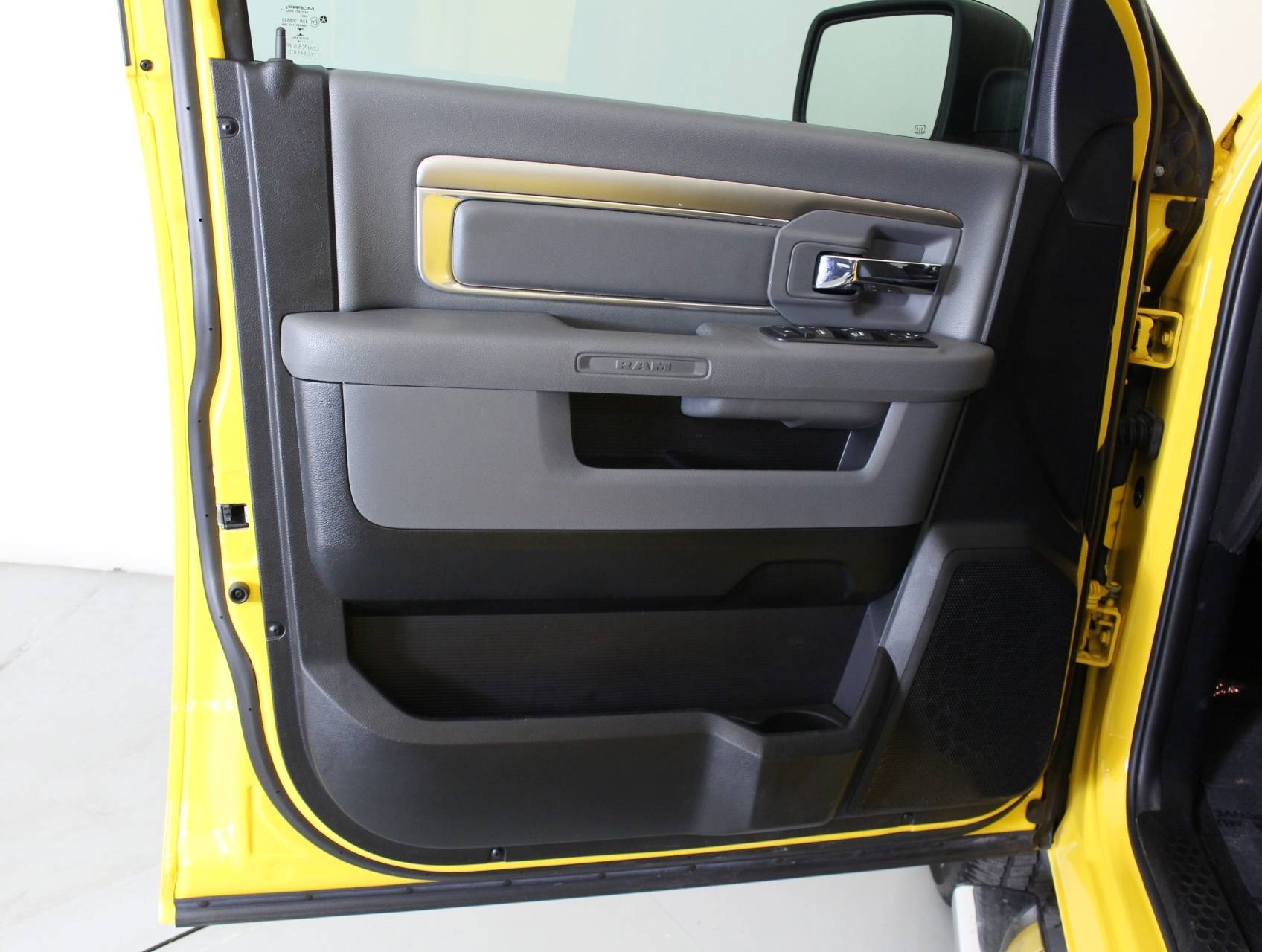 Florida Fine Cars - Used RAM 1500 2016 MIAMI Lone Star Crew Cab