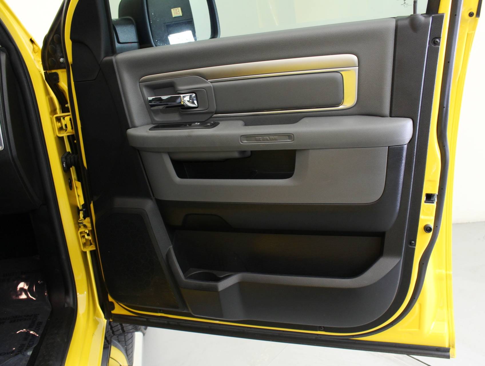 Florida Fine Cars - Used RAM 1500 2016 MIAMI Lone Star Crew Cab