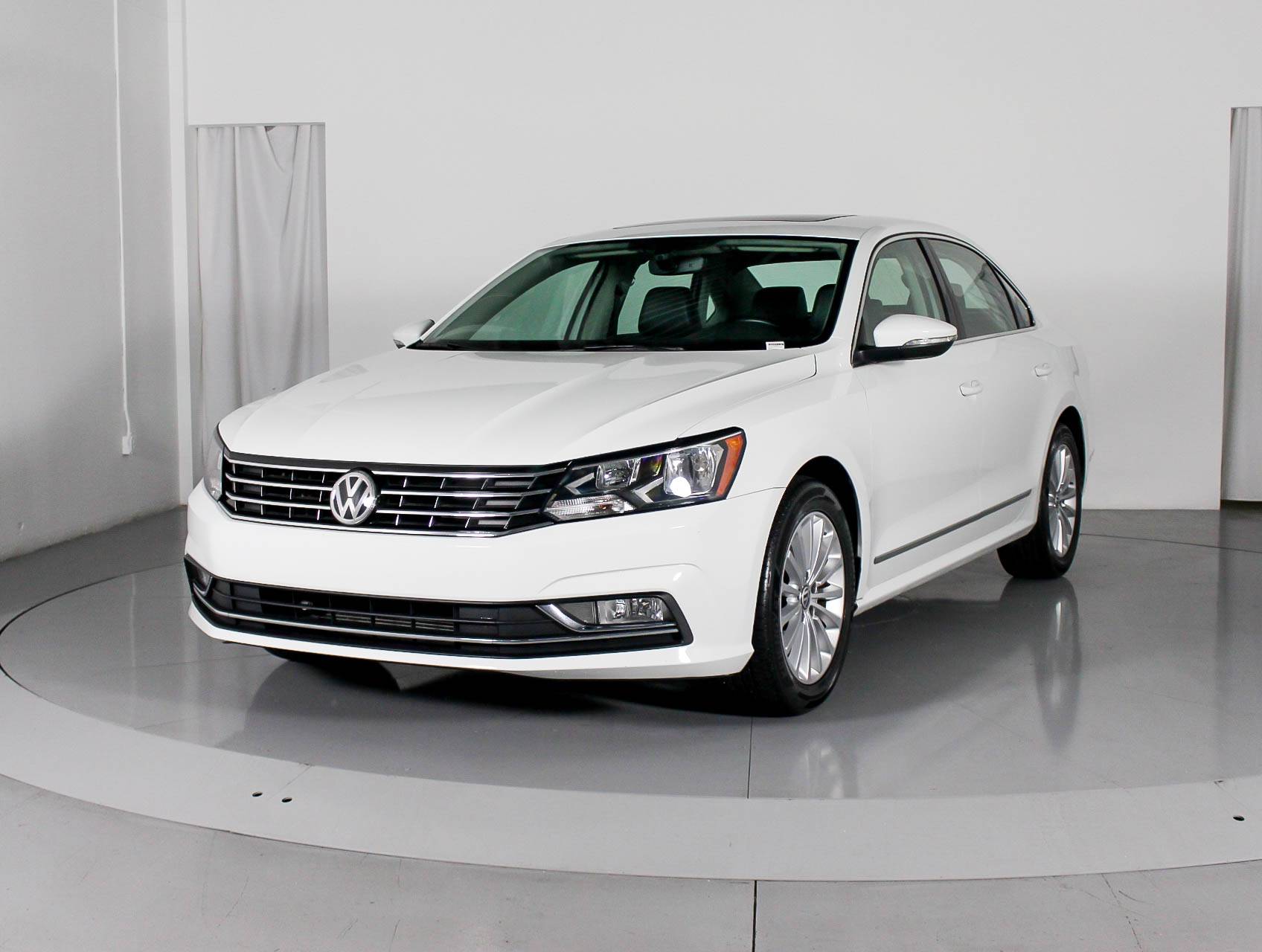 Florida Fine Cars - Used VOLKSWAGEN PASSAT 2016 MARGATE Se Tech