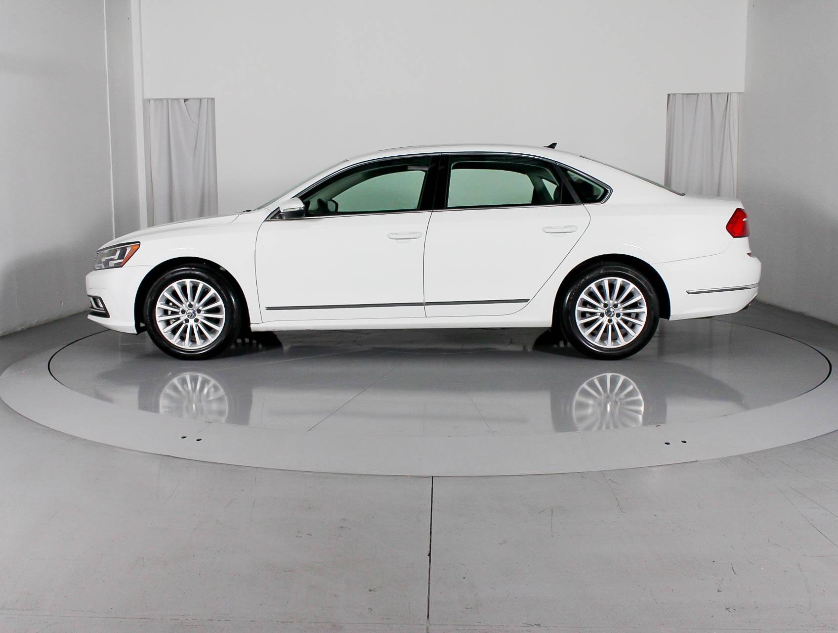 Florida Fine Cars - Used VOLKSWAGEN PASSAT 2016 MARGATE Se Tech