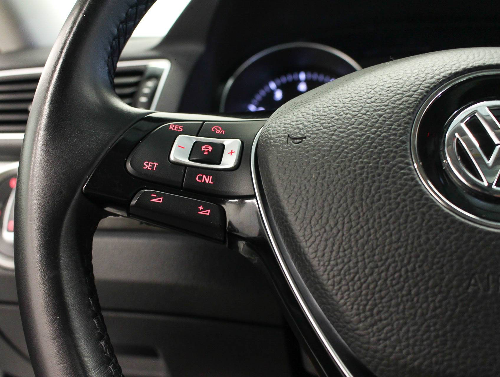 Florida Fine Cars - Used VOLKSWAGEN PASSAT 2016 MARGATE Se Tech