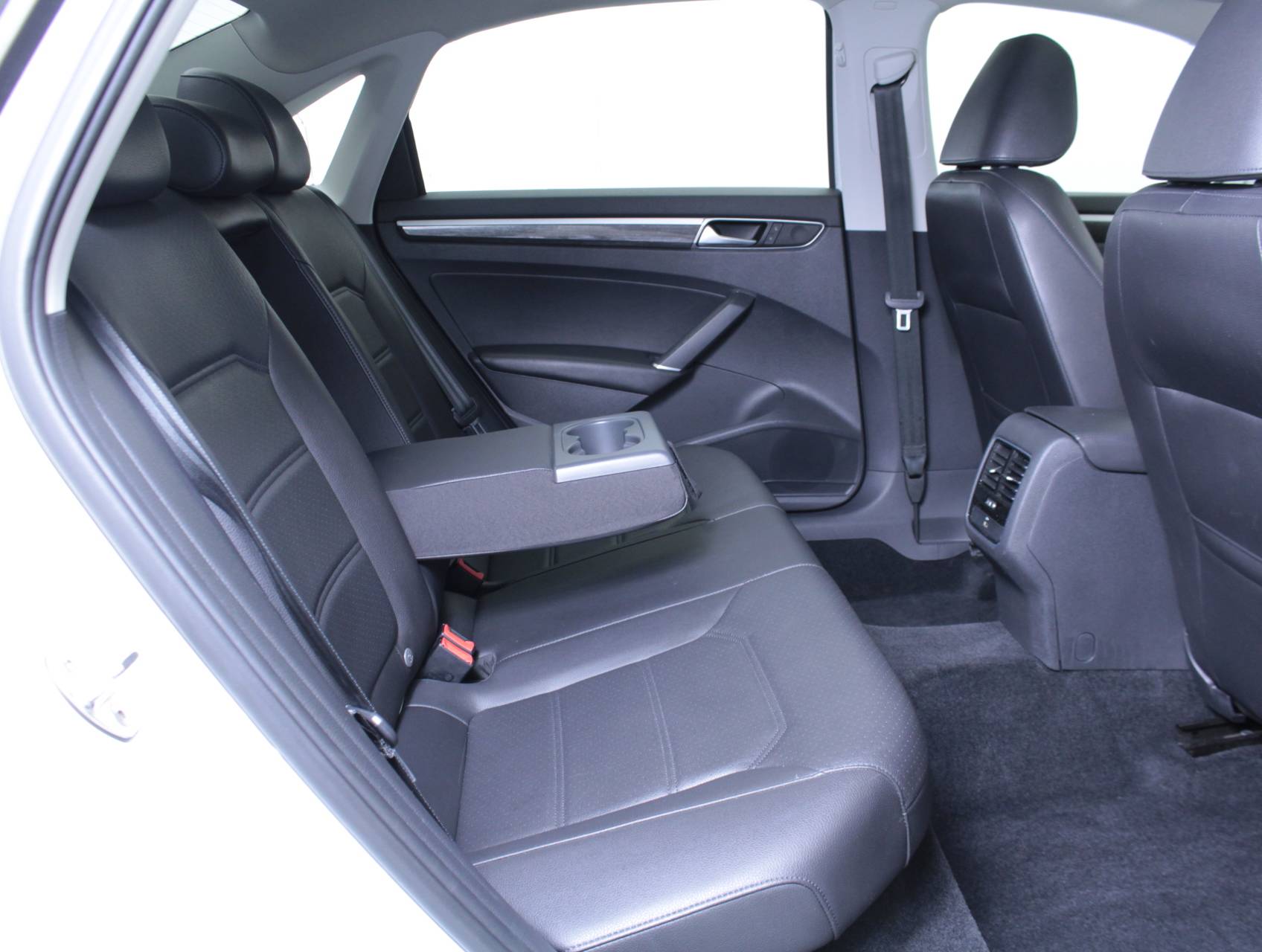 Florida Fine Cars - Used VOLKSWAGEN PASSAT 2016 MIAMI 1.8t Se