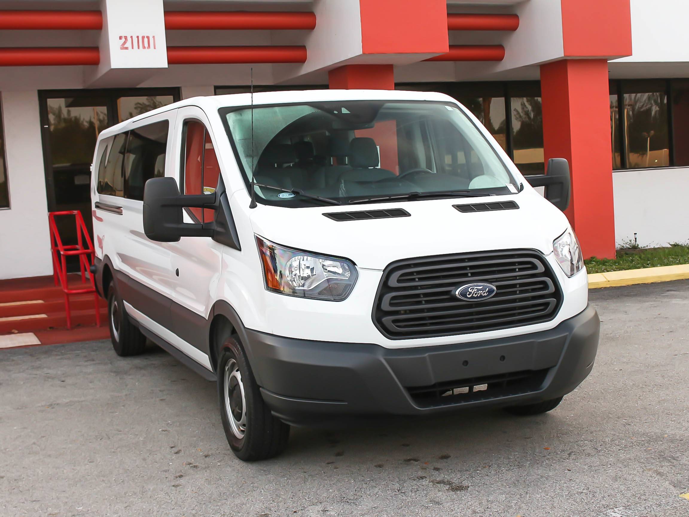 Florida Fine Cars - Used FORD TRANSIT WAGON 2017 WEST PALM Xlt T-350