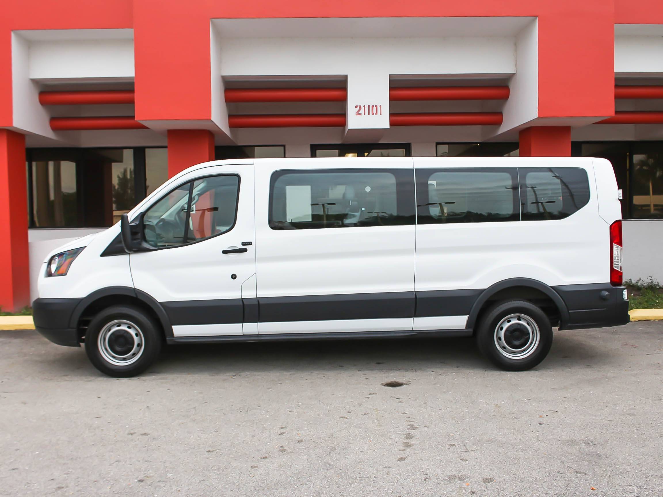 Florida Fine Cars - Used FORD TRANSIT WAGON 2017 WEST PALM Xlt T-350