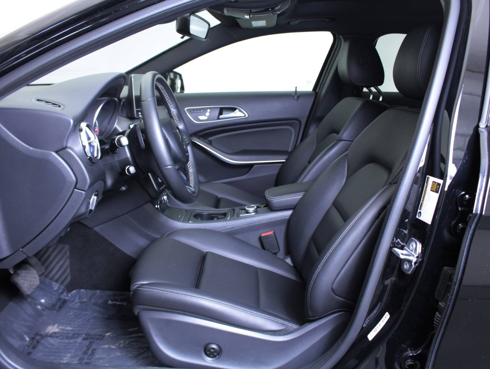 Florida Fine Cars - Used MERCEDES-BENZ GLA CLASS 2018 MIAMI GLA250